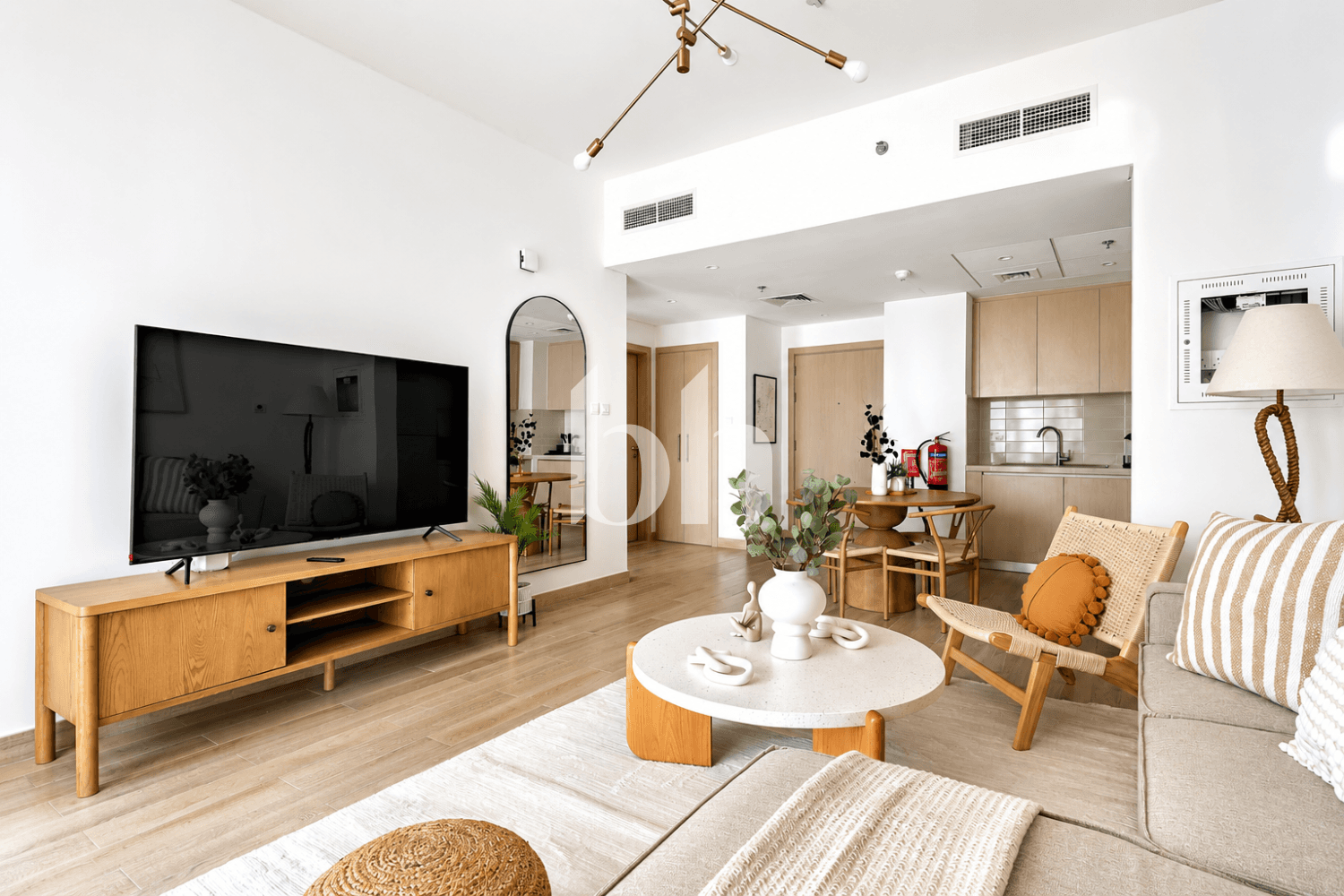 1 Bedroom Apartment in Waters Edge - photo 1
