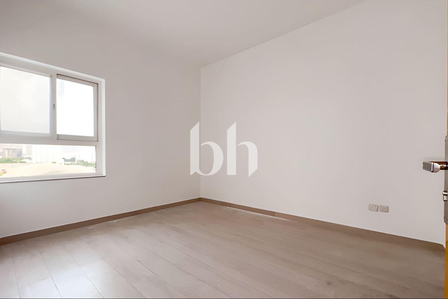 1 Bedroom Apartment in Rami Residence 1 - photo 1