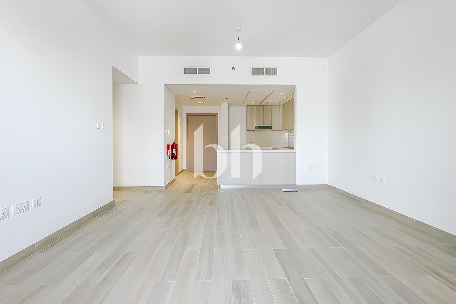 2 Bedroom Apartment in Waters Edge - photo 2