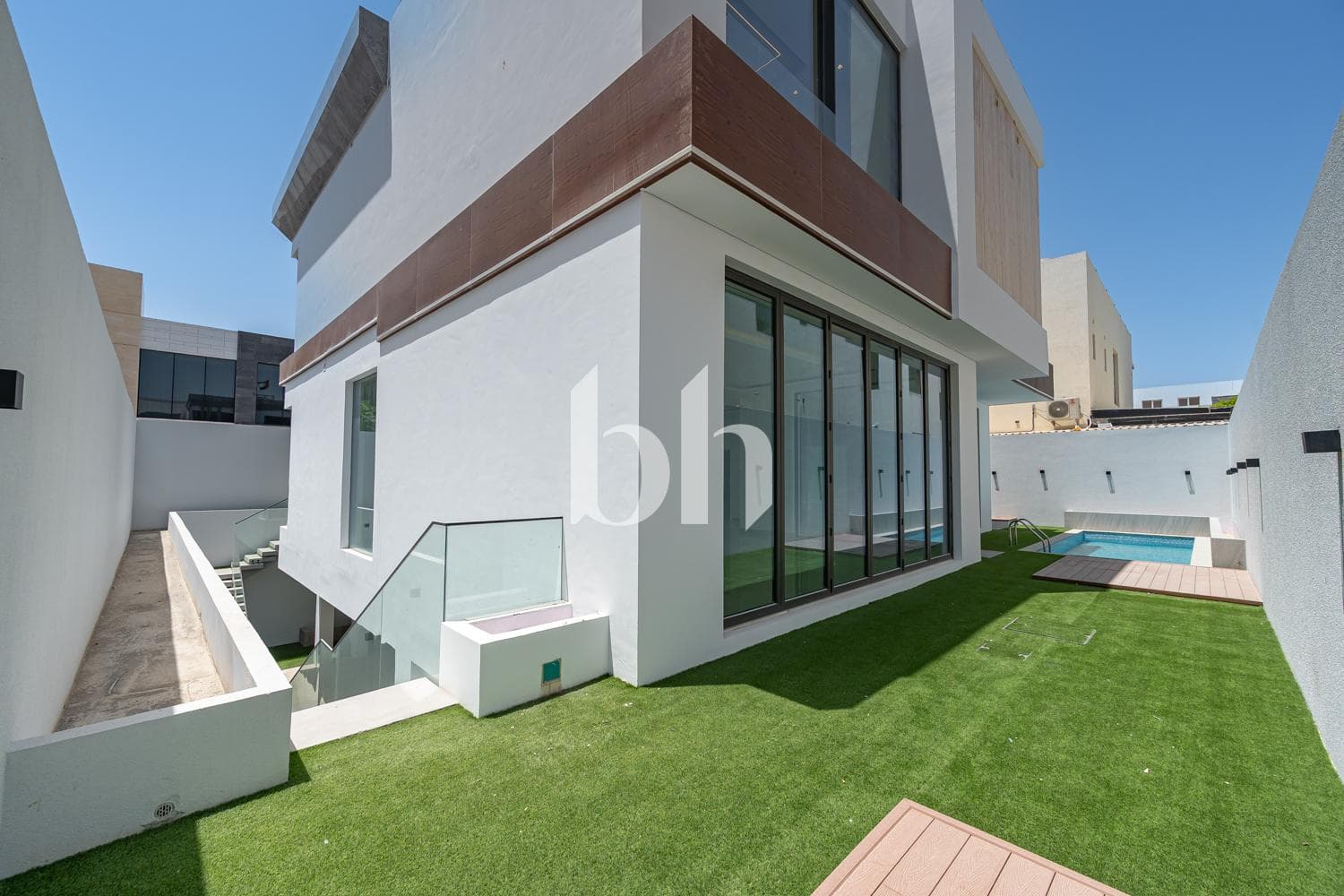5 Bedroom Villa in Nad Al Sheba Gardens 1 - photo 2