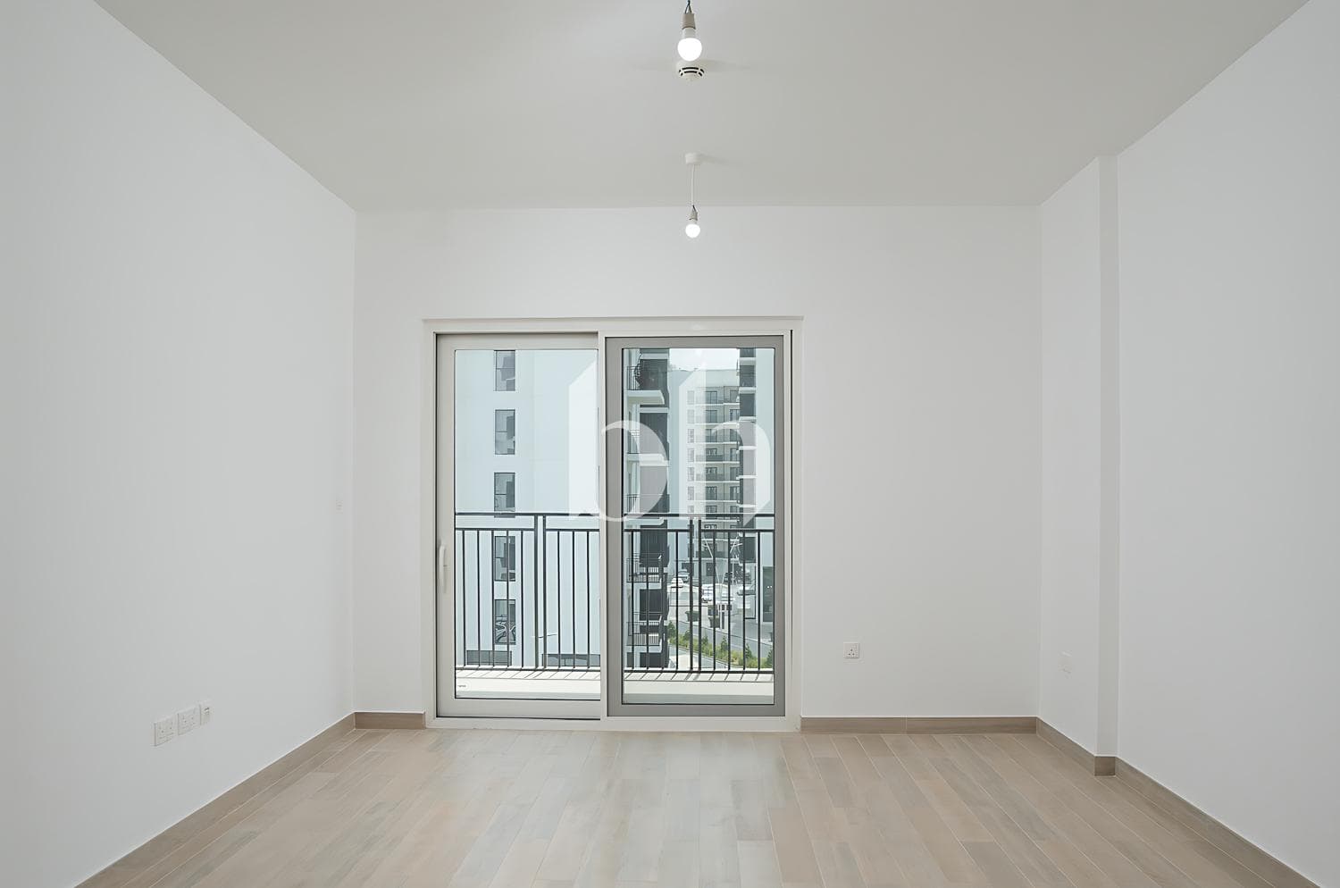 1 Bedroom Apartment in Waters Edge - photo 1