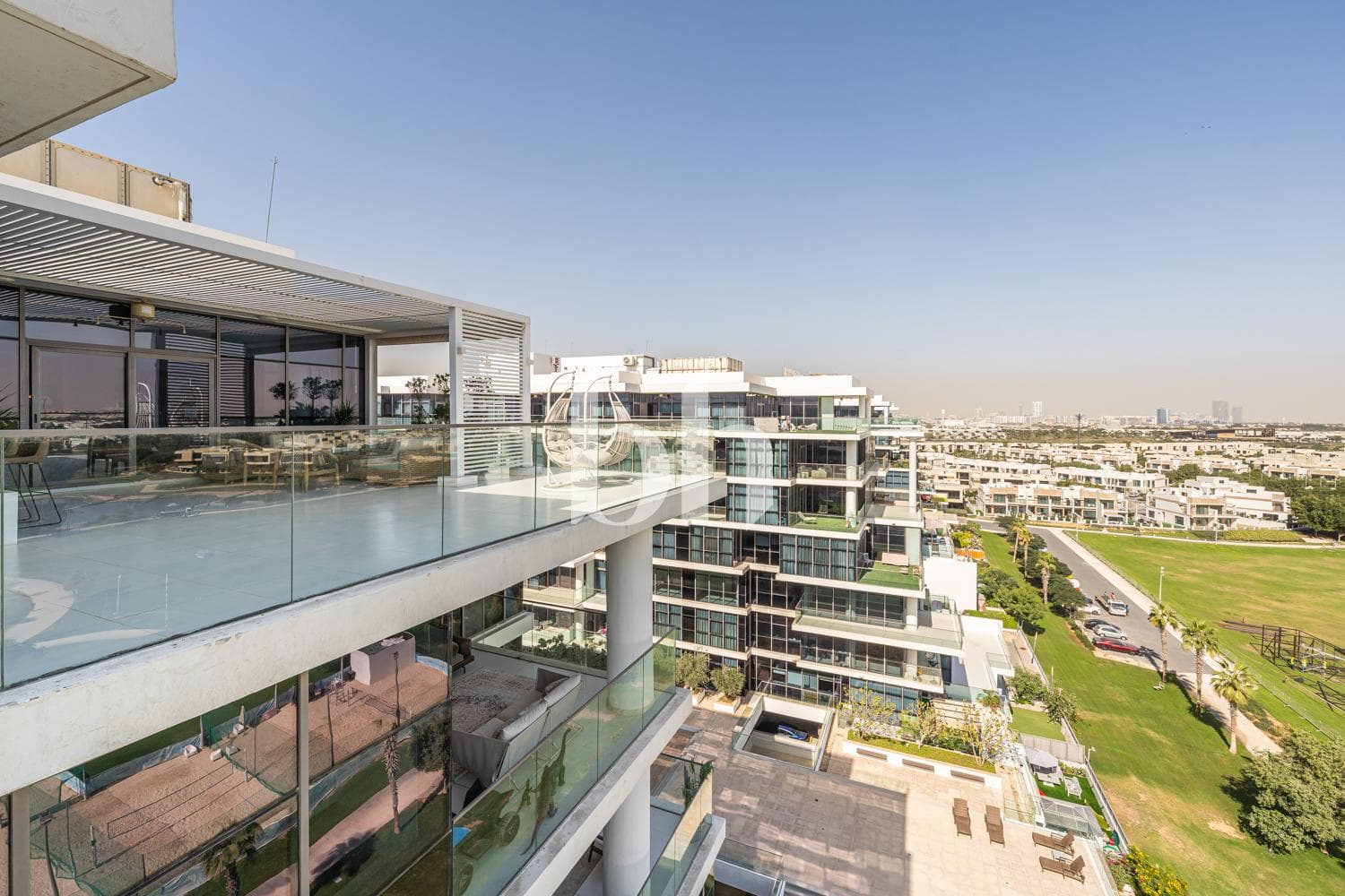 3 Bedroom Apartment in Loreto 2 B - photo 2