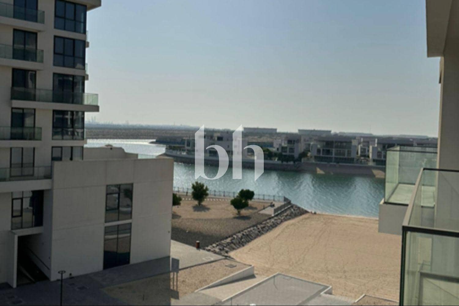 Studio Apartment in Bluebay Walk