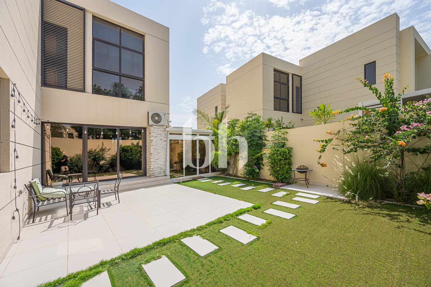 4 Bedroom Villa in Queens Meadow - photo 1