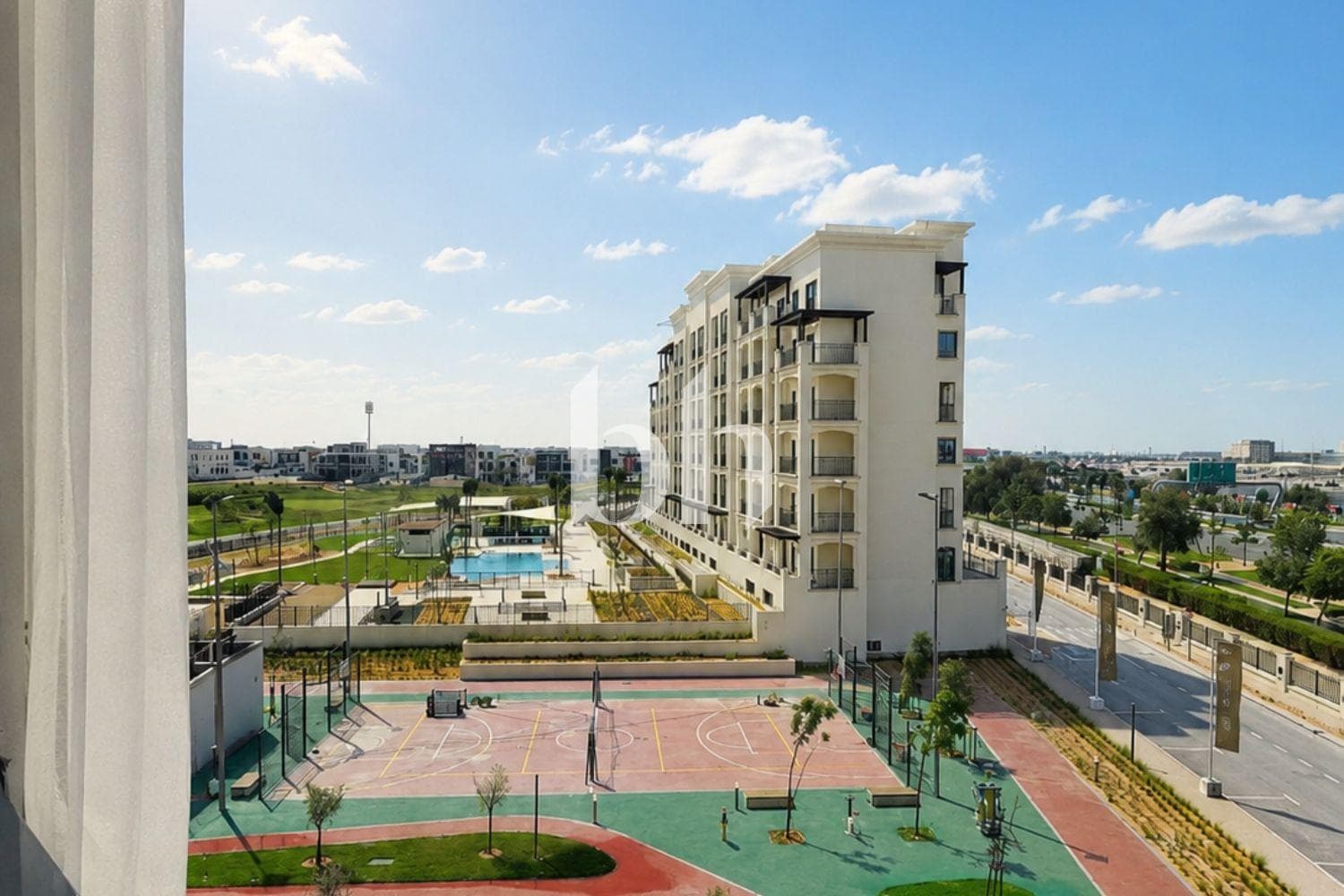 Studio Apartment in Views G