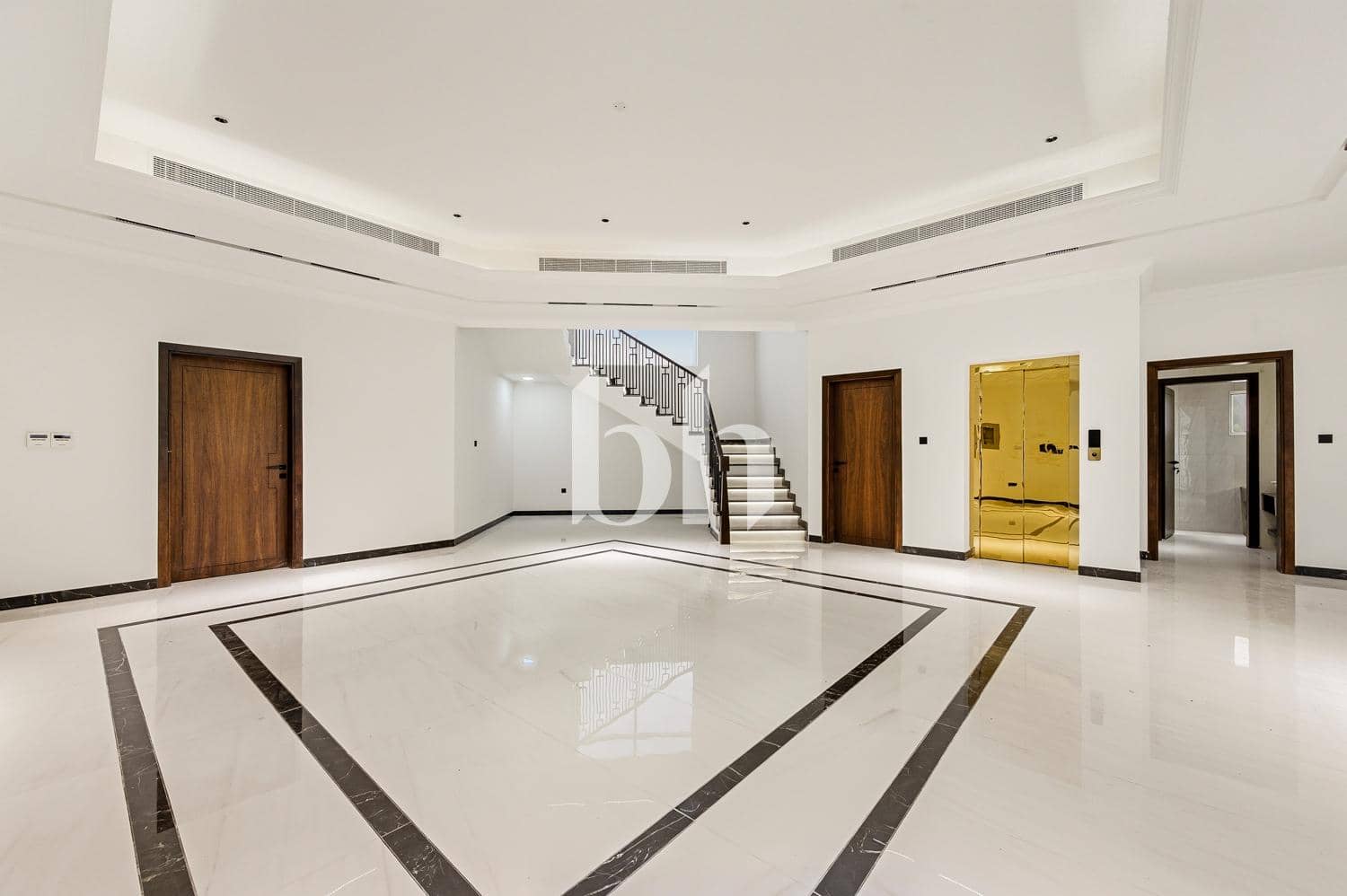 6 Bedroom Villa in Nad Al Sheba 4 - photo 1