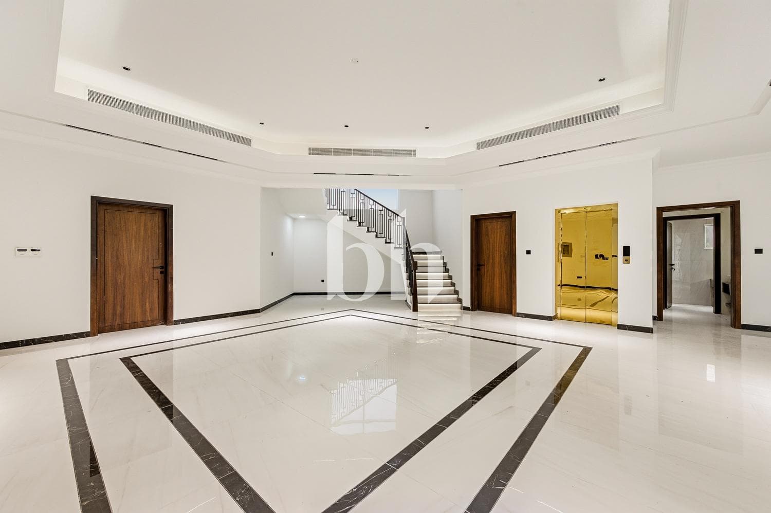 6 Bedroom Villa in Nad Al Sheba 4 - photo 1