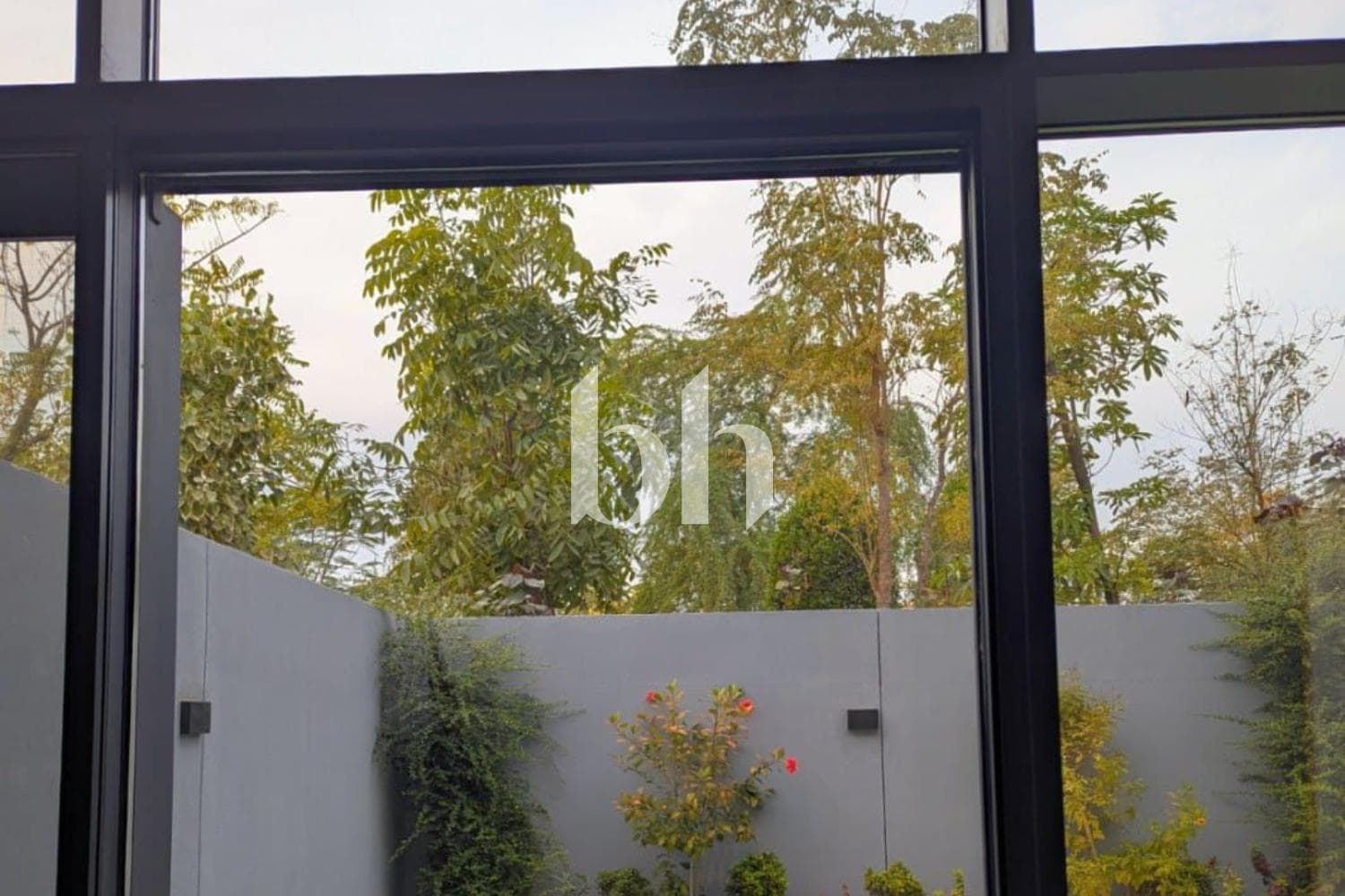 2 Bedroom Townhouse in Sendian - photo 1