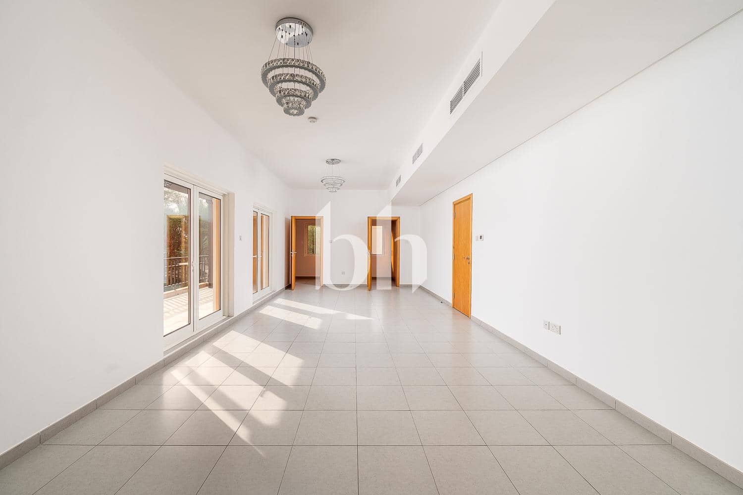 5 Bedroom Villa in Courtyard CP5 - photo 1