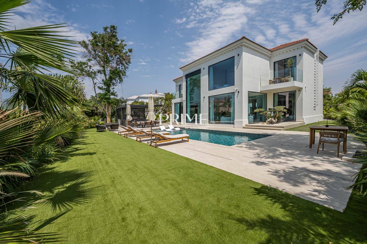5 Bedroom Villa in Cluster 11