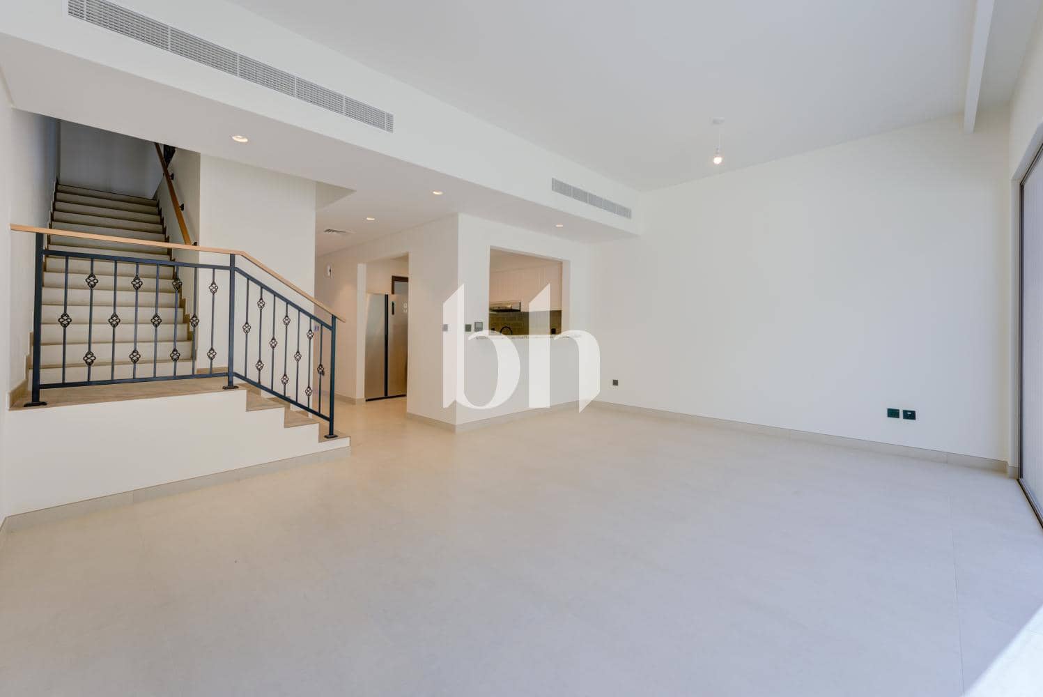 4 Bedroom Townhouse in Costa Brava 1 - photo 2