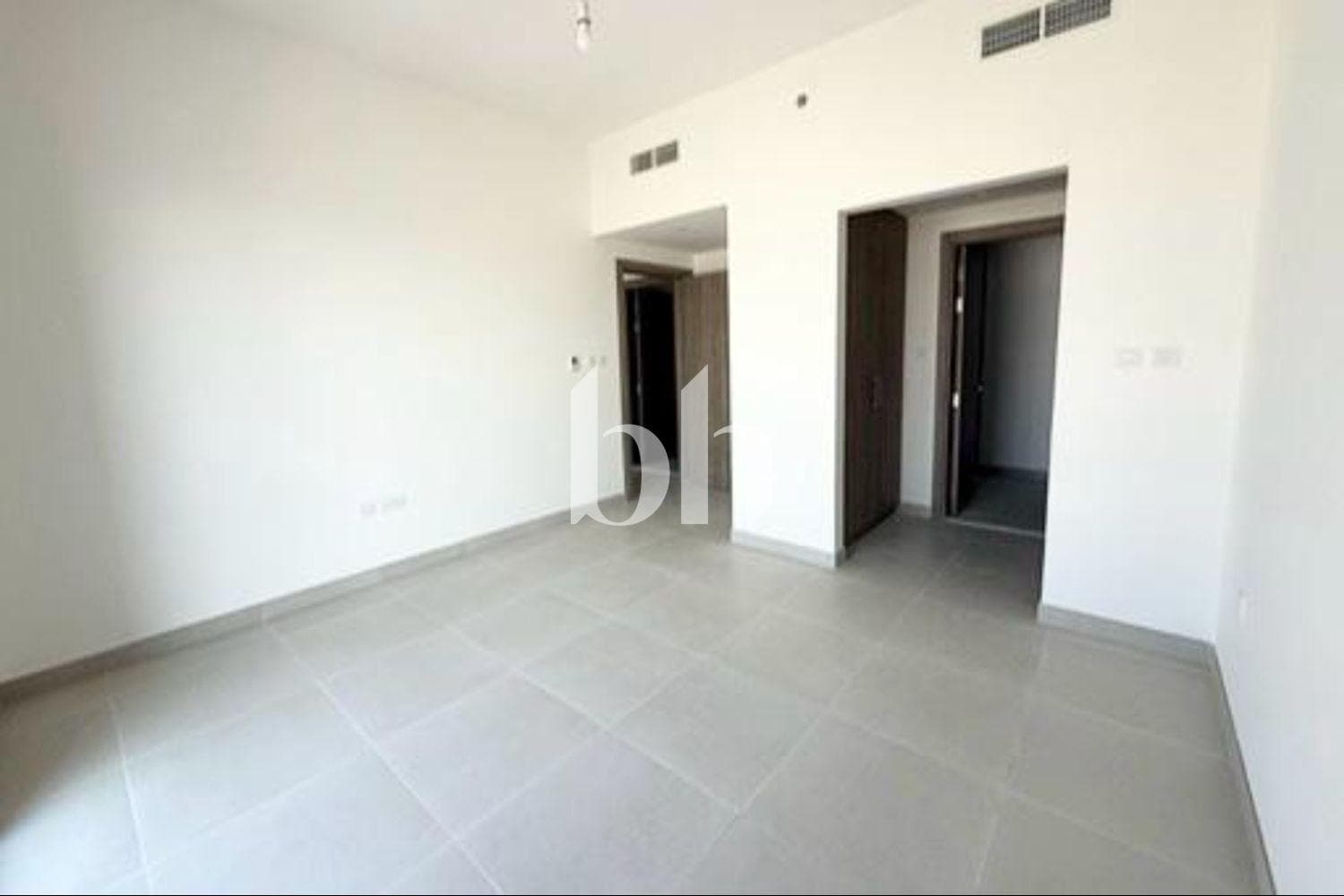 2 Bedroom Apartment in Jawaher Residences - photo 2