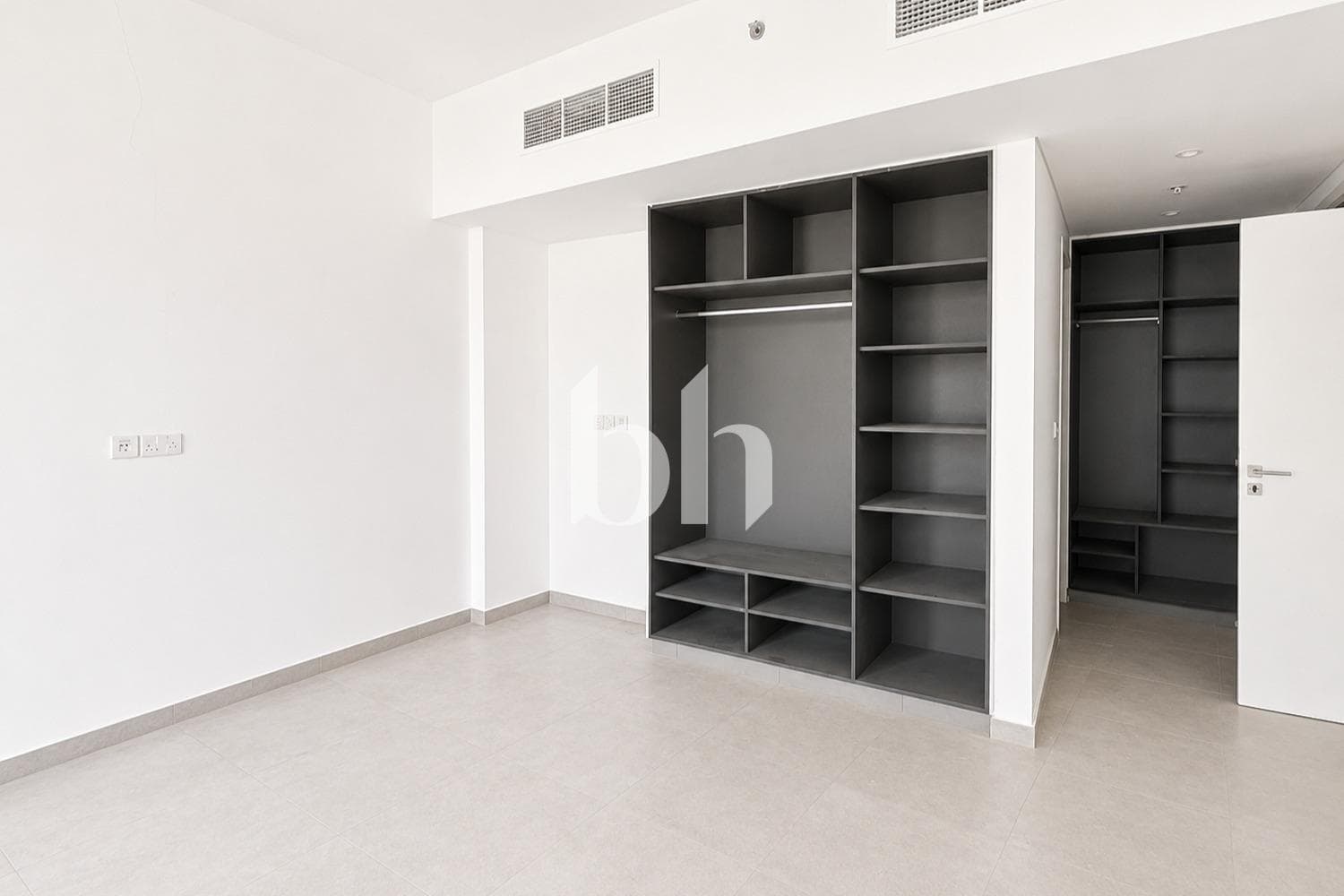 2 Bedroom Apartment in Nasaq 4 - photo 2