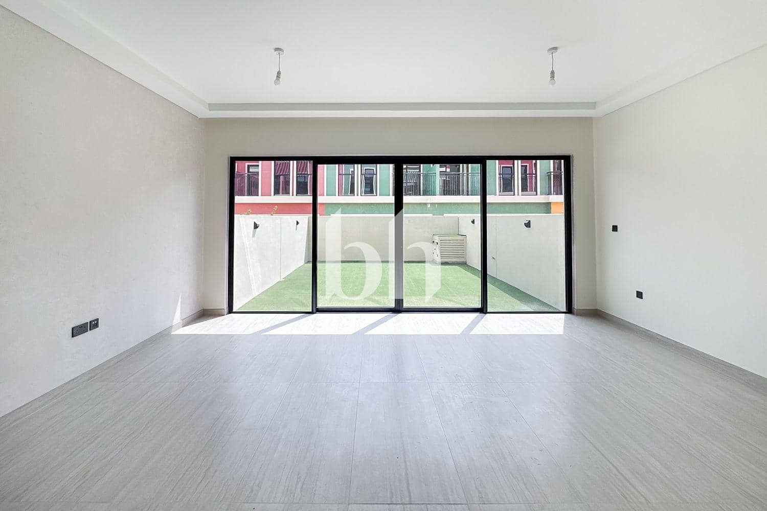 3 Bedroom Townhouse in Portofino - photo 2