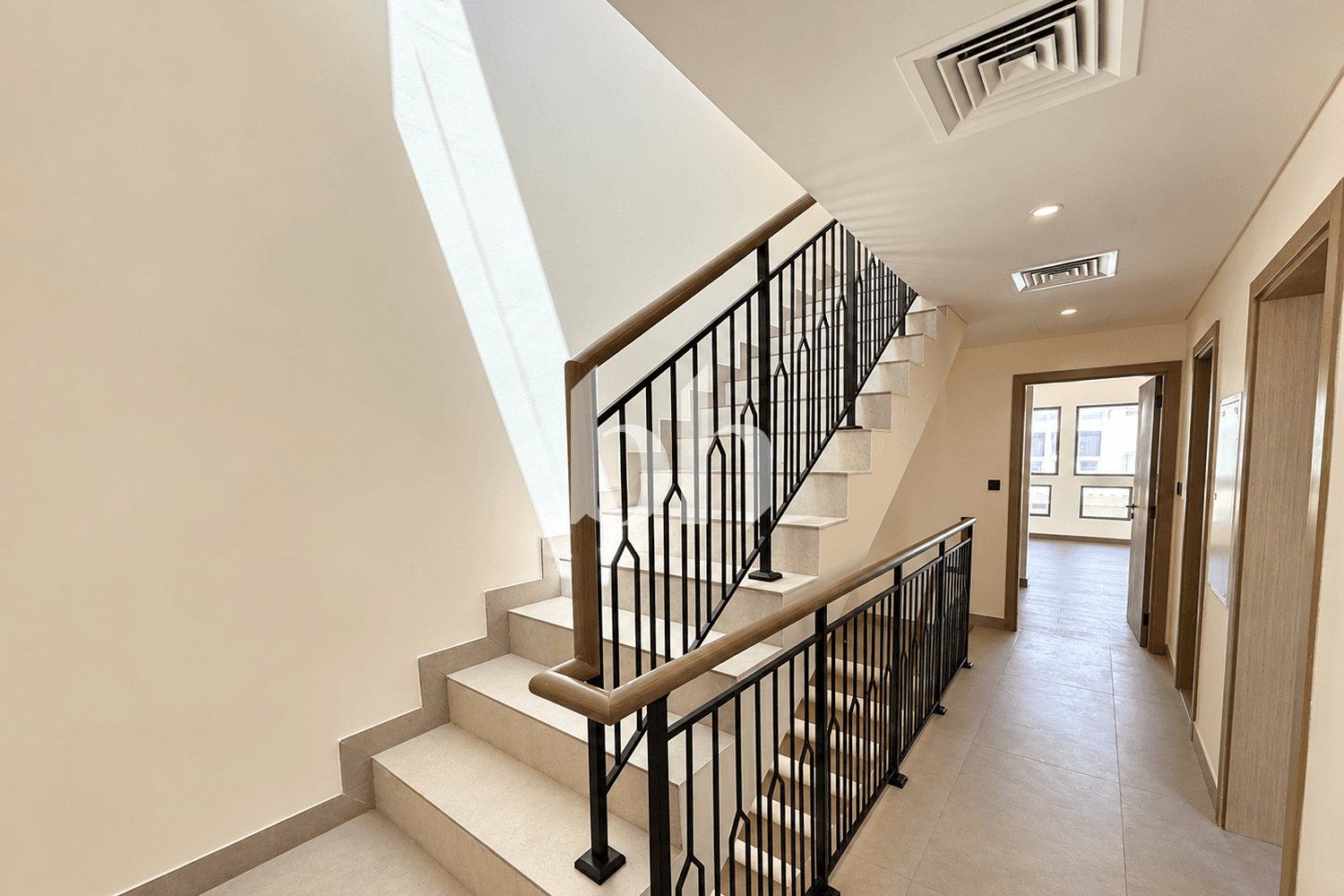 5 Bedroom Townhouse in Malta 2 - photo 2