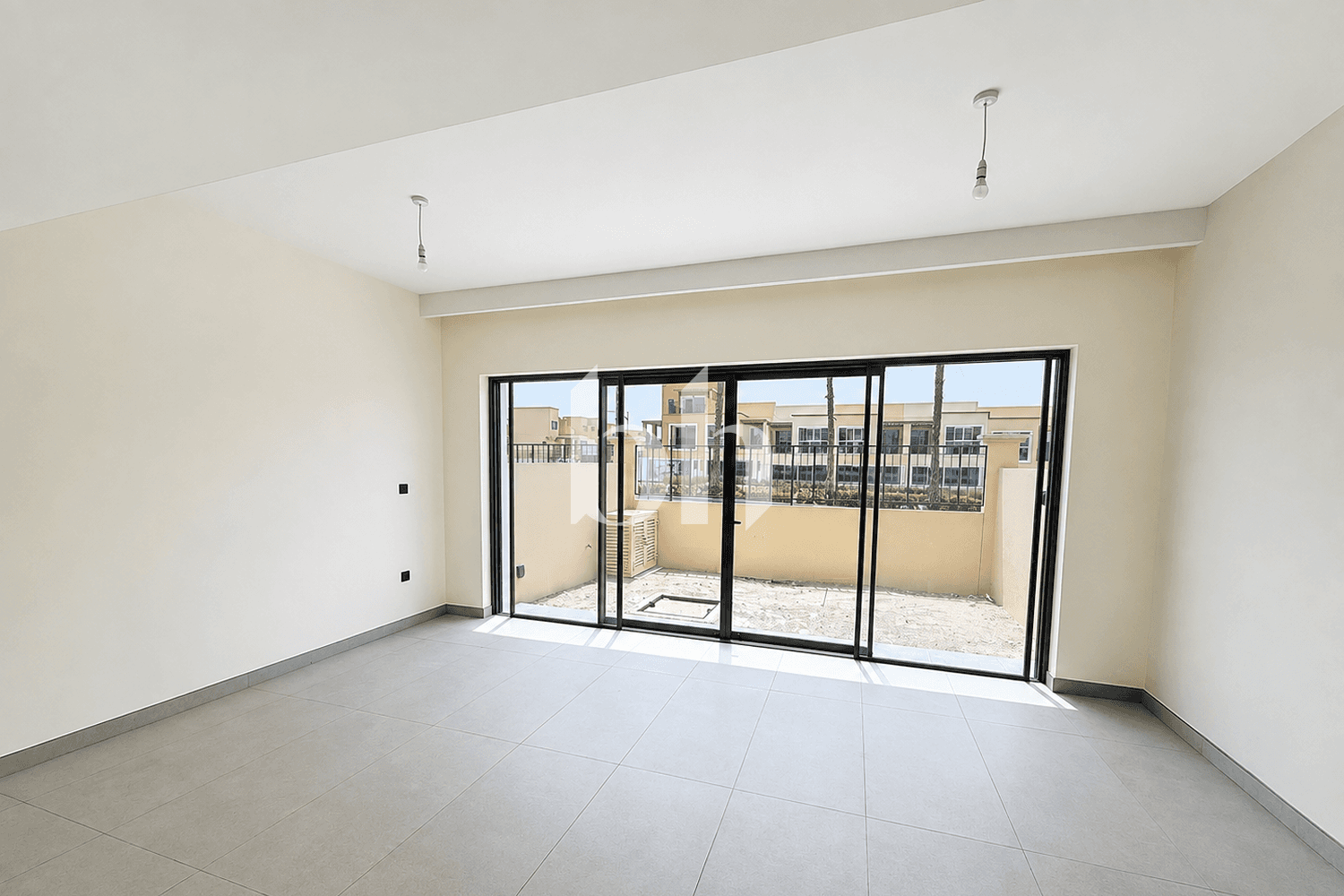 4 Bedroom Townhouse in Malta 2 - photo 1