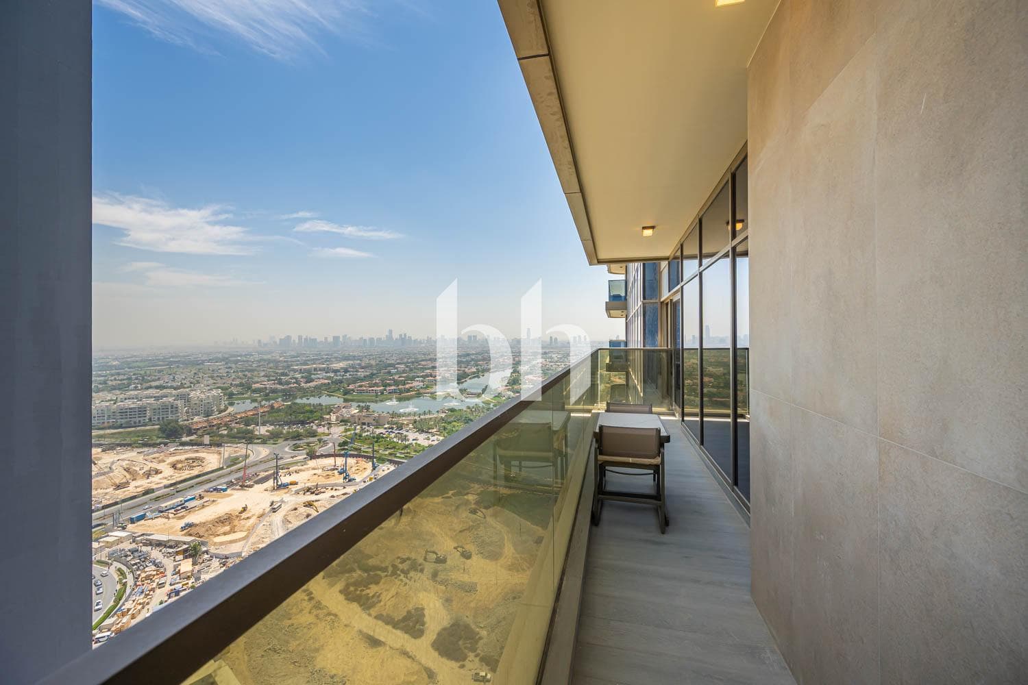 2 Bedroom Apartment in Orra The Embankment Tower 1 - photo 1