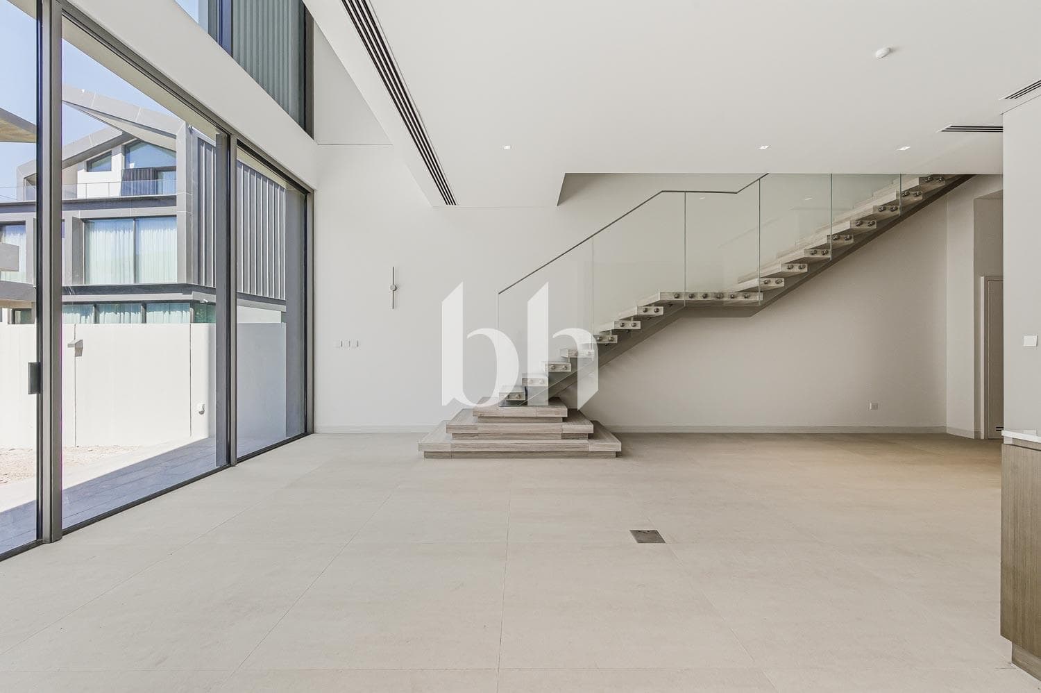 3 Bedroom Townhouse in Nad Al Sheba Gardens Phase 2 - photo 2