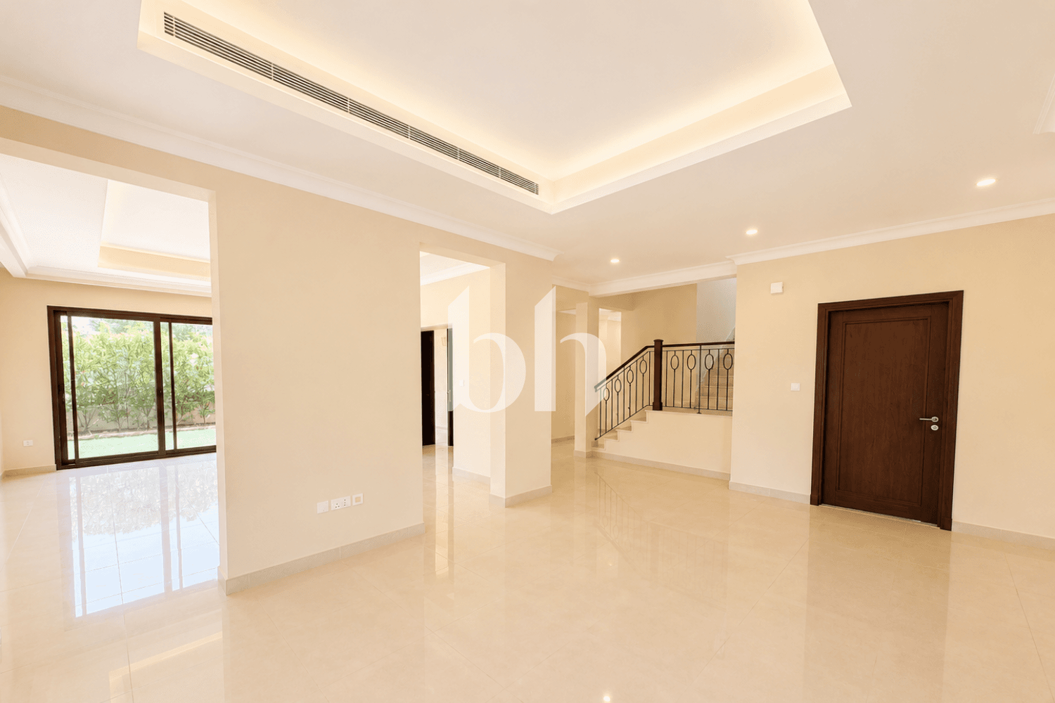 4 Bedroom Villa in Rasha - photo 2