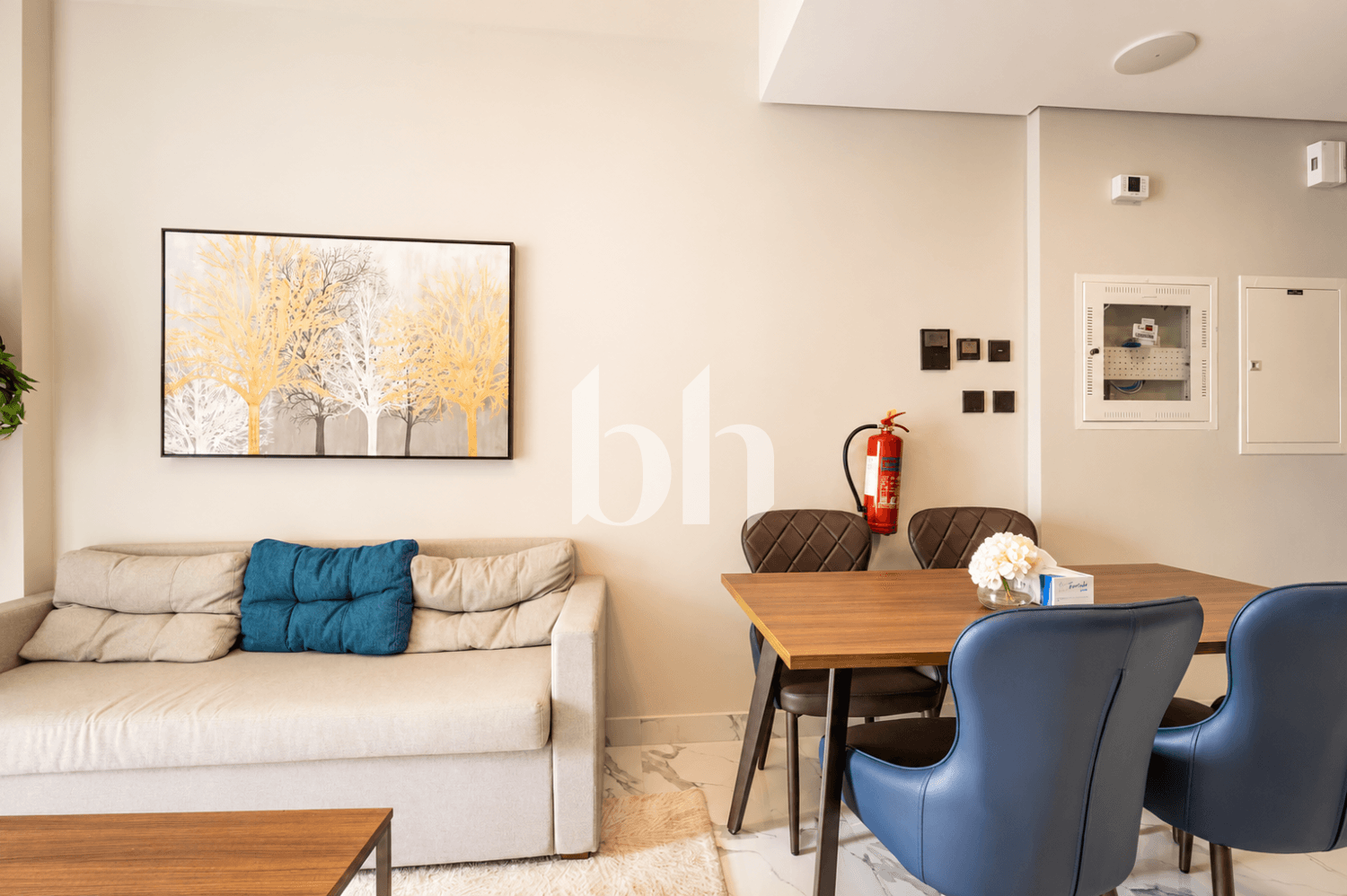 1 Bedroom Apartment in Al Maryah Vista - photo 2