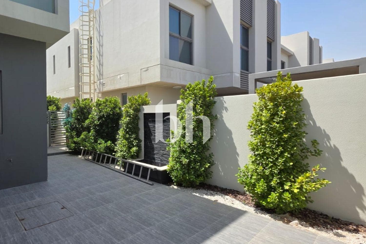 4 Bedroom Villa in Al Zahia 4 - photo 2