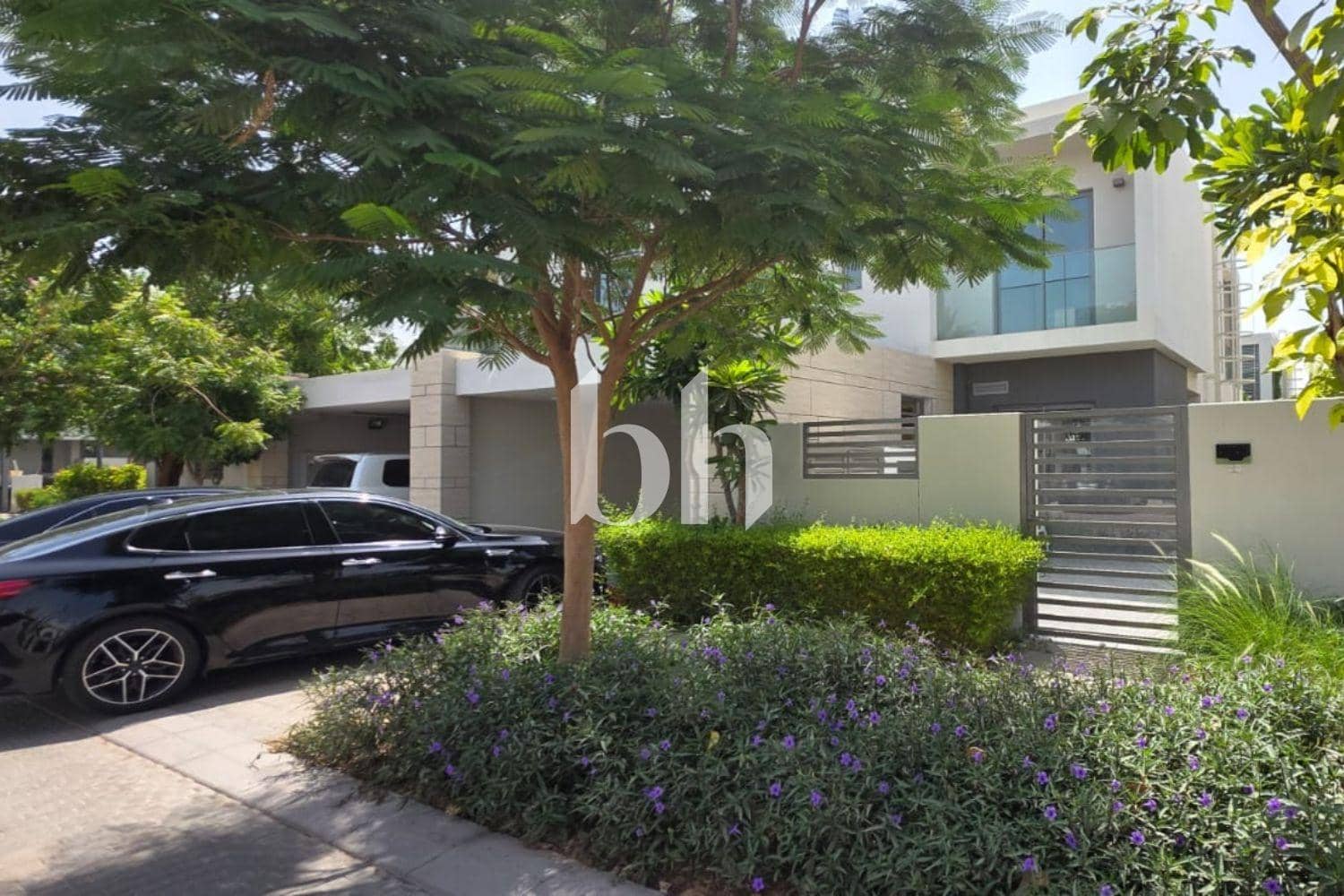 4 Bedroom Villa in Al Zahia 4 - photo 1