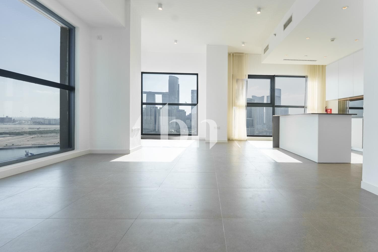 1 Bedroom Apartment in Pixel - photo 2