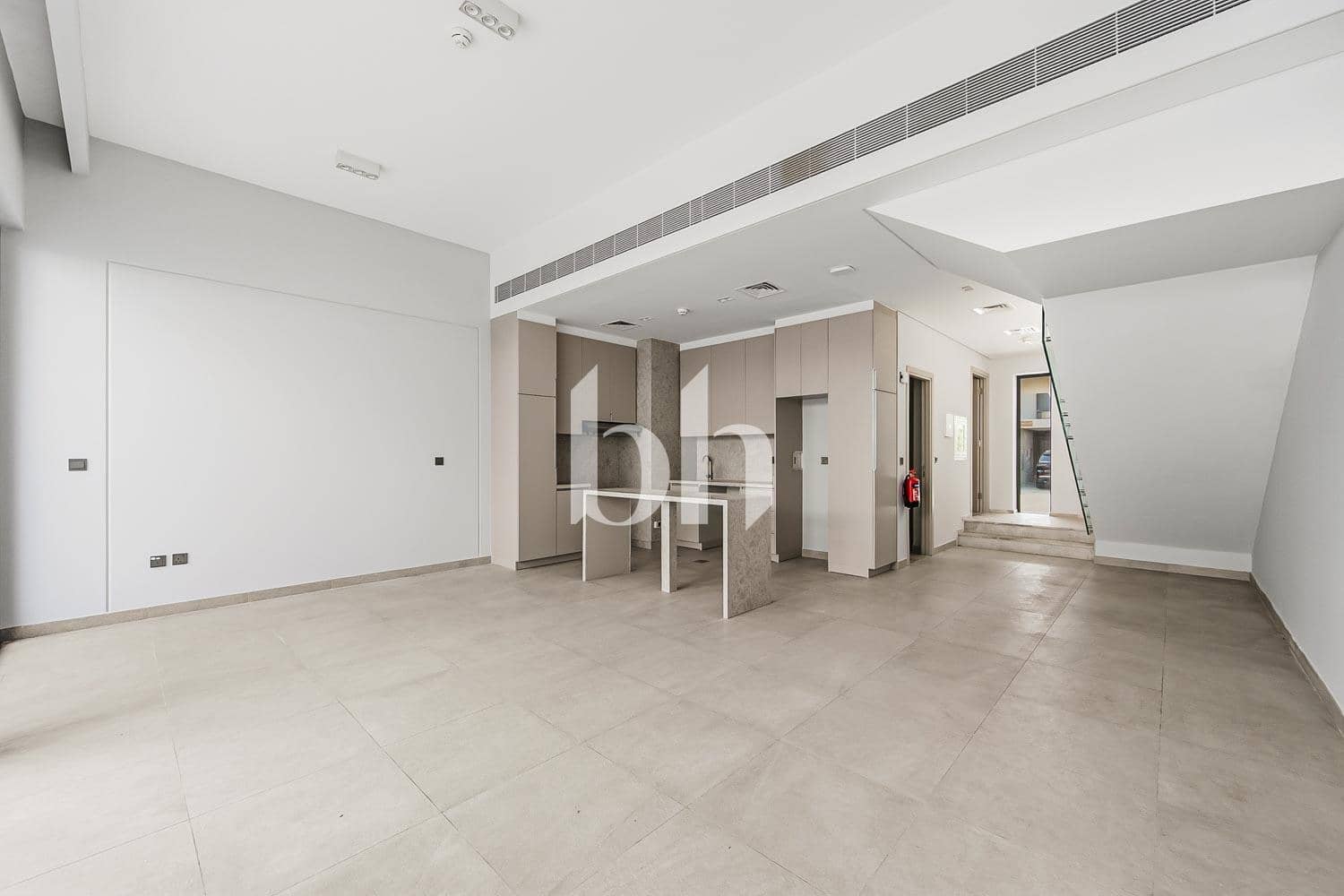 3 Bedroom Townhouse in MAG Eye - photo 1