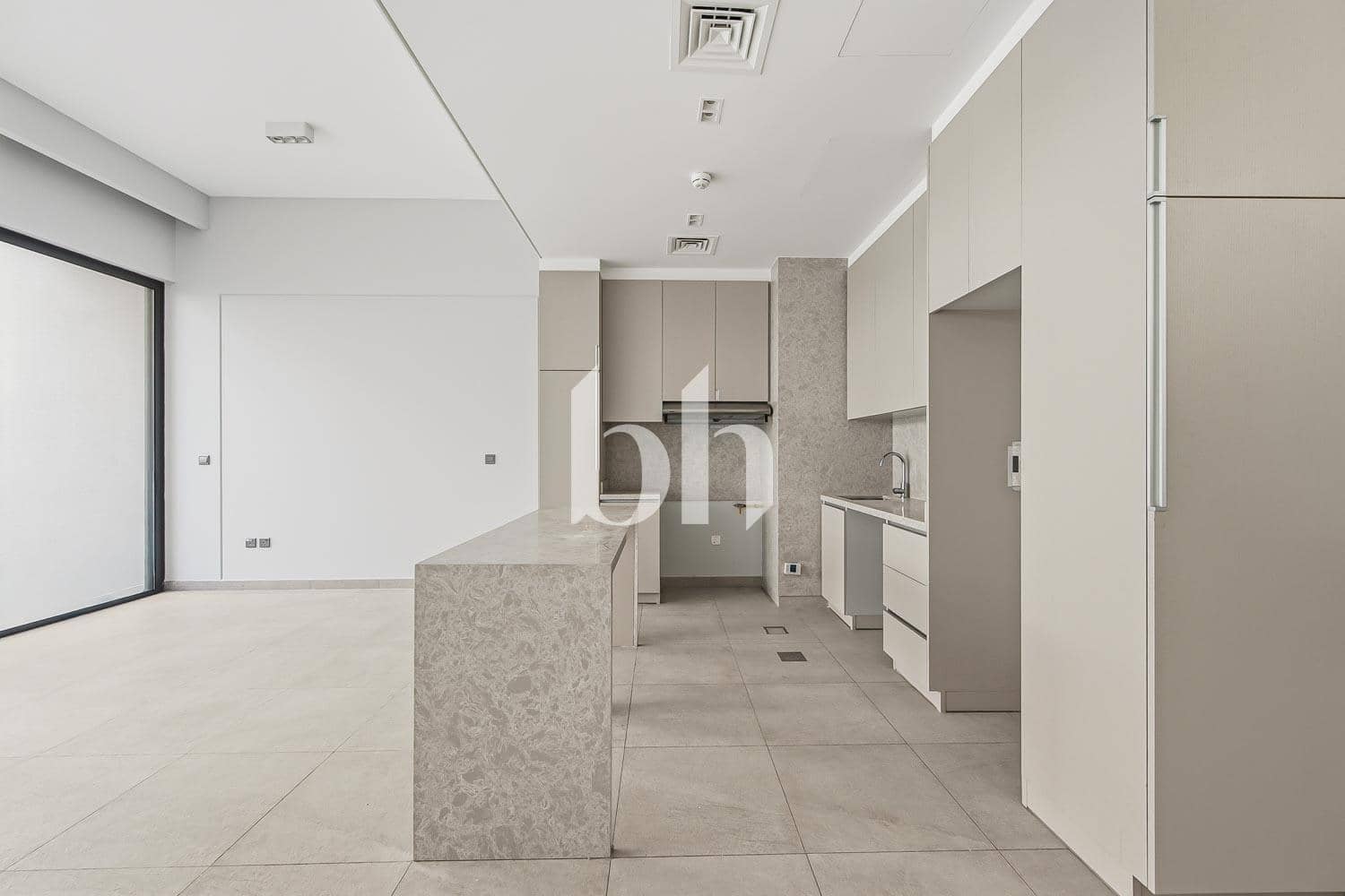 3 Bedroom Townhouse in MAG Eye - photo 2