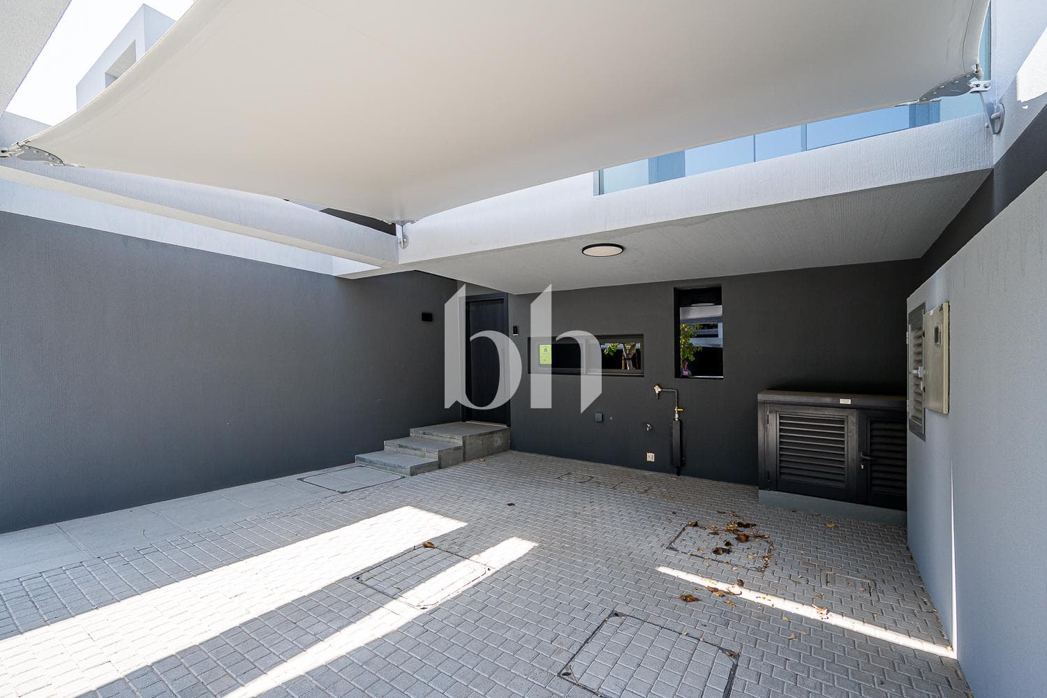 4 Bedroom Townhouse in Azalea - photo 1