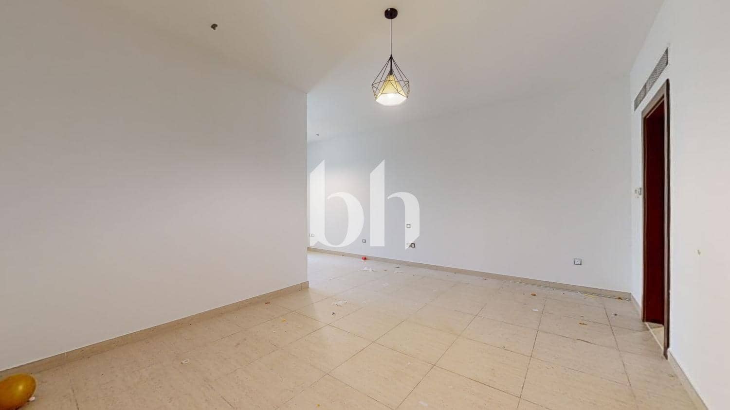 5 Bedroom Villa in Umm Suqeim 3 Villas - photo 1