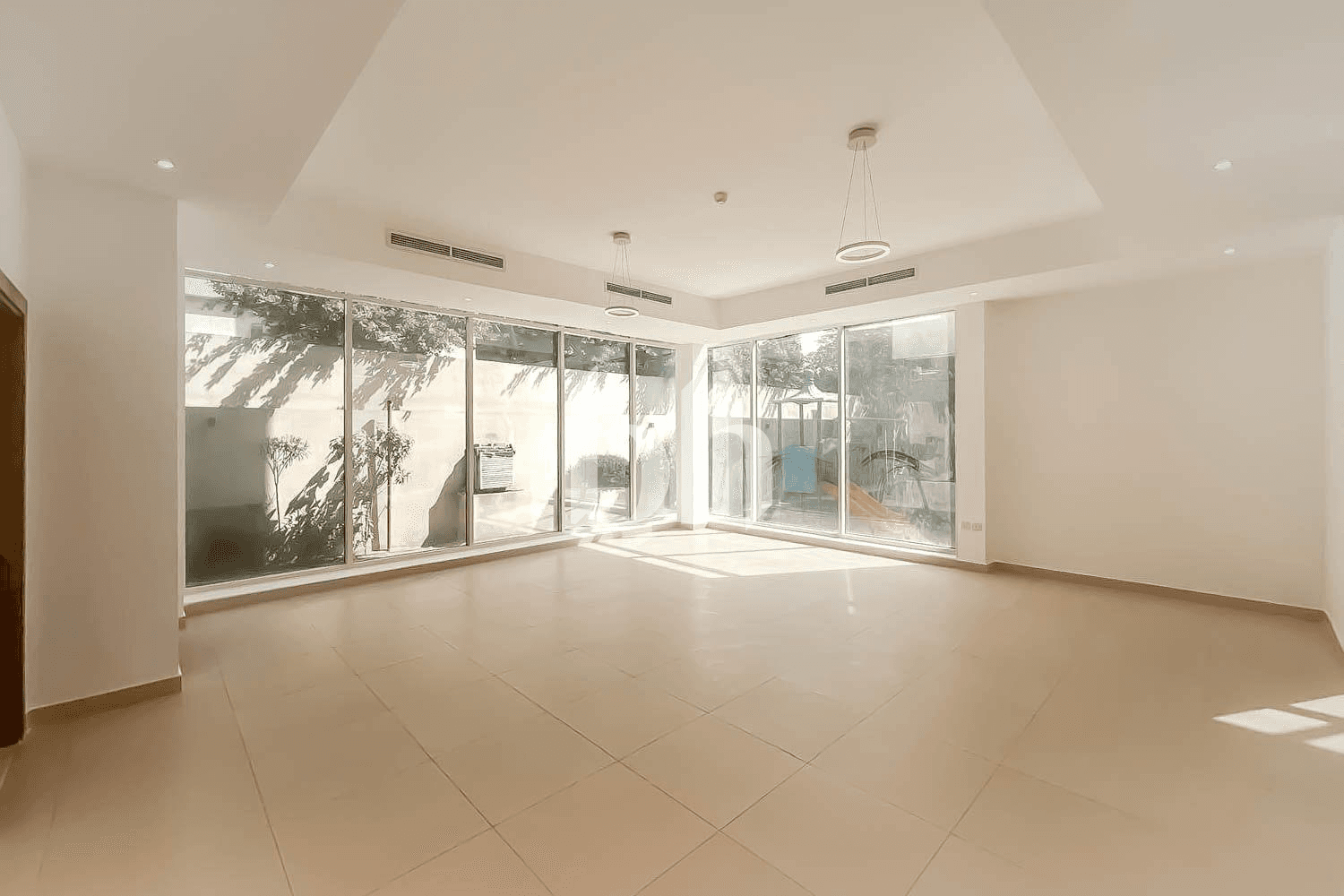 4 Bedroom Villa in Al Rashidiya - photo 2