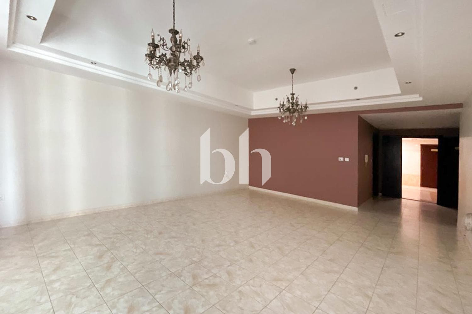 2 Bedroom Apartment in Al Dana Tower - photo 1