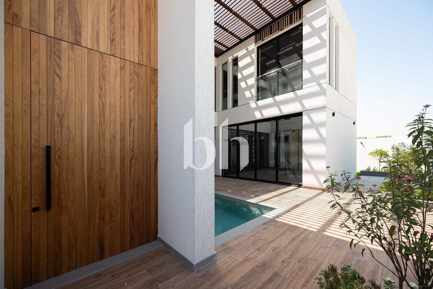 4 Bedroom Villa in Al Hooshi Villas - photo 2