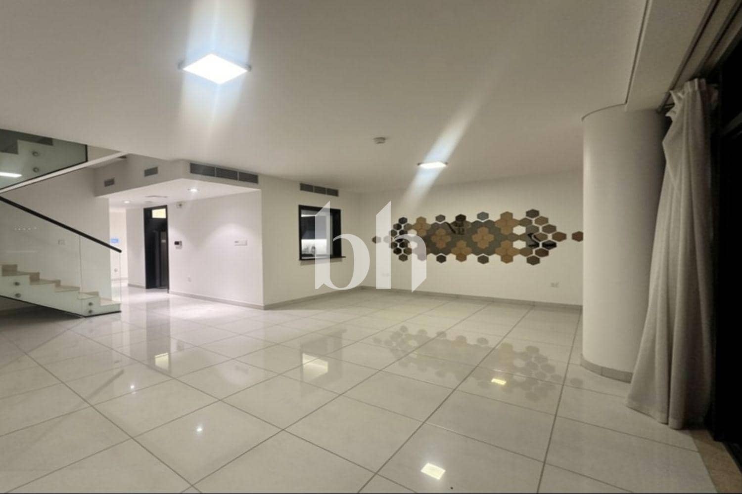 4 Bedroom Townhouse in East Village - photo 1