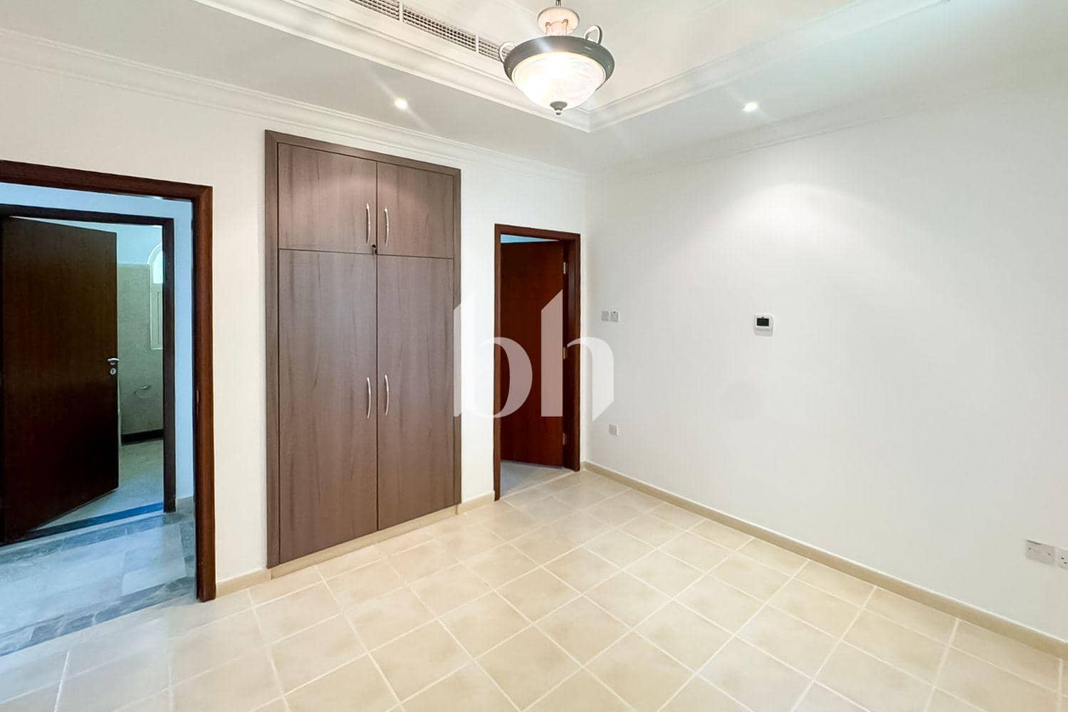 4 Bedroom Villa in Cluster 09 - photo 2