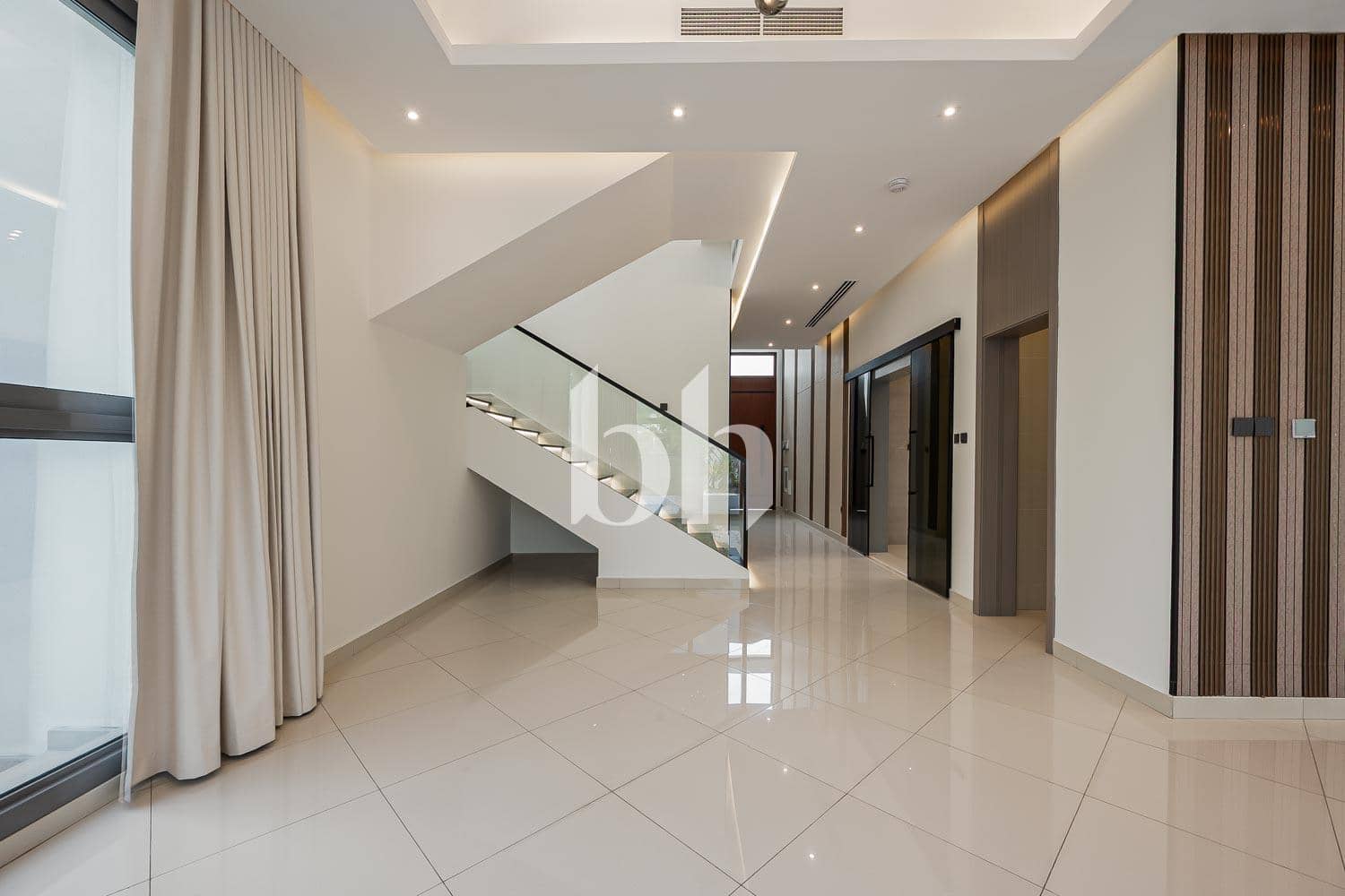 4 Bedroom Villa in Al Zahia 6 - photo 1