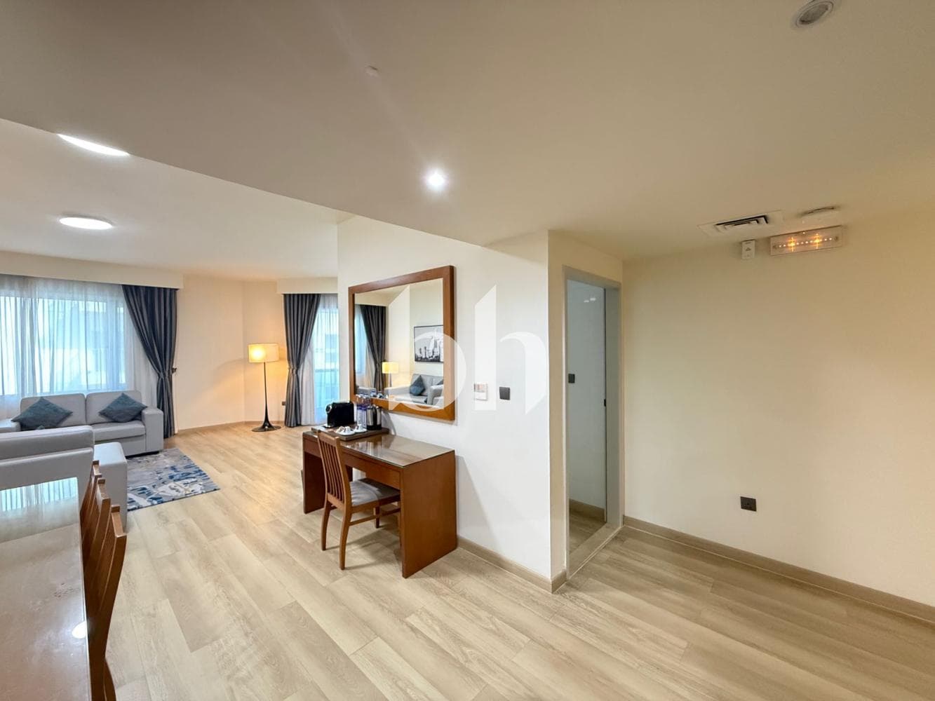 3 Bedroom Apartment in Golden Sands 10 Hotel Apartments - photo 1