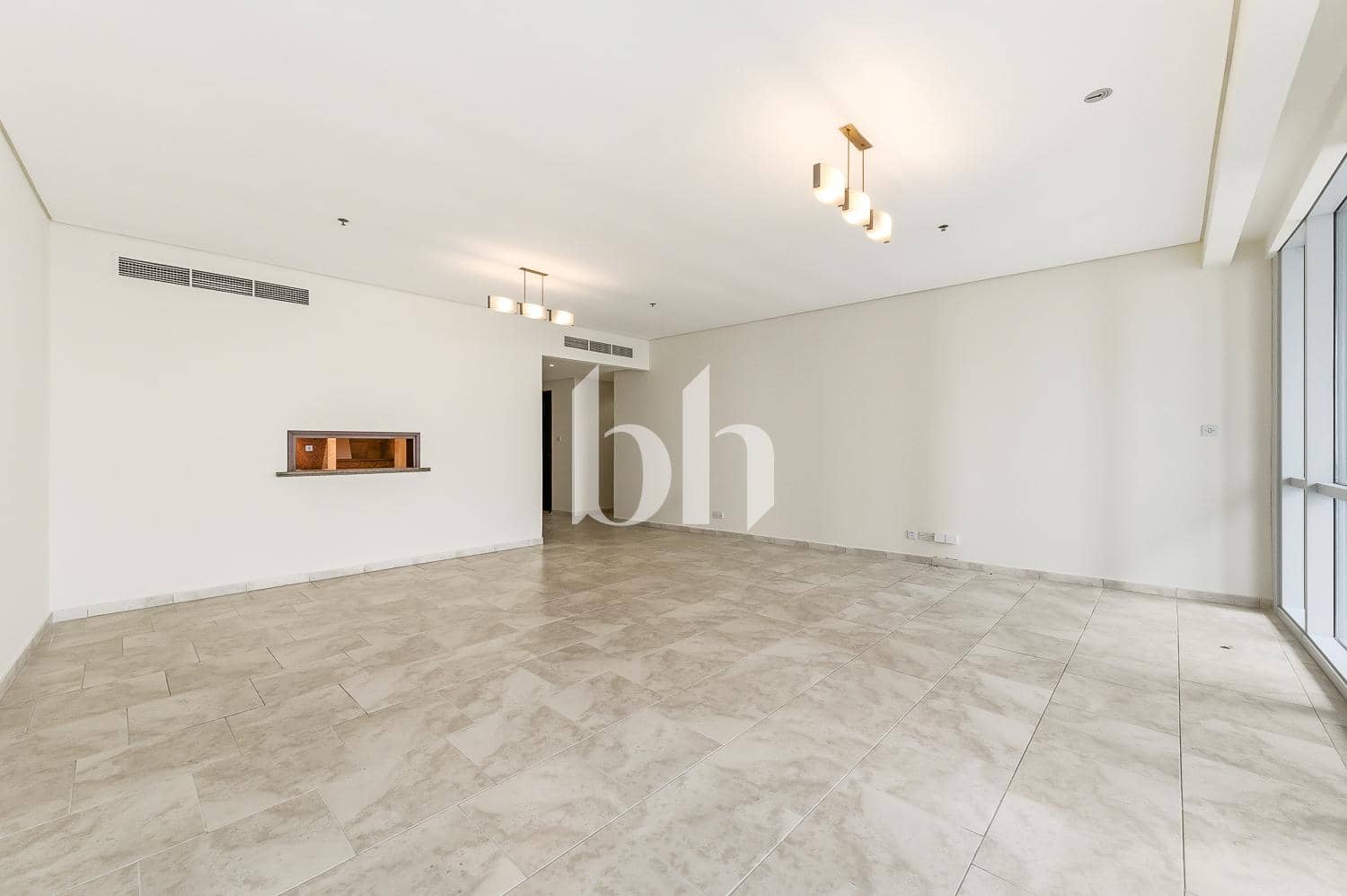 3 Bedroom Apartment in Al Fattan Marine Towers - photo 2