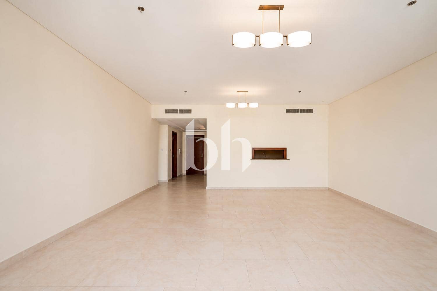2 Bedroom Apartment in Al Fattan Marine Towers - photo 2