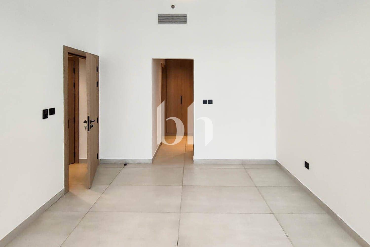 2 Bedroom Apartment in Aria Gardens A - photo 2