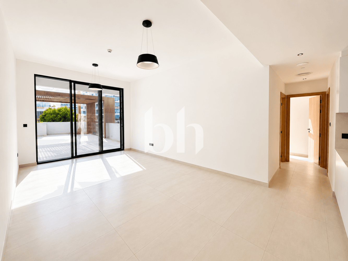3 Bedroom Apartment in Aria Gardens A - photo 2