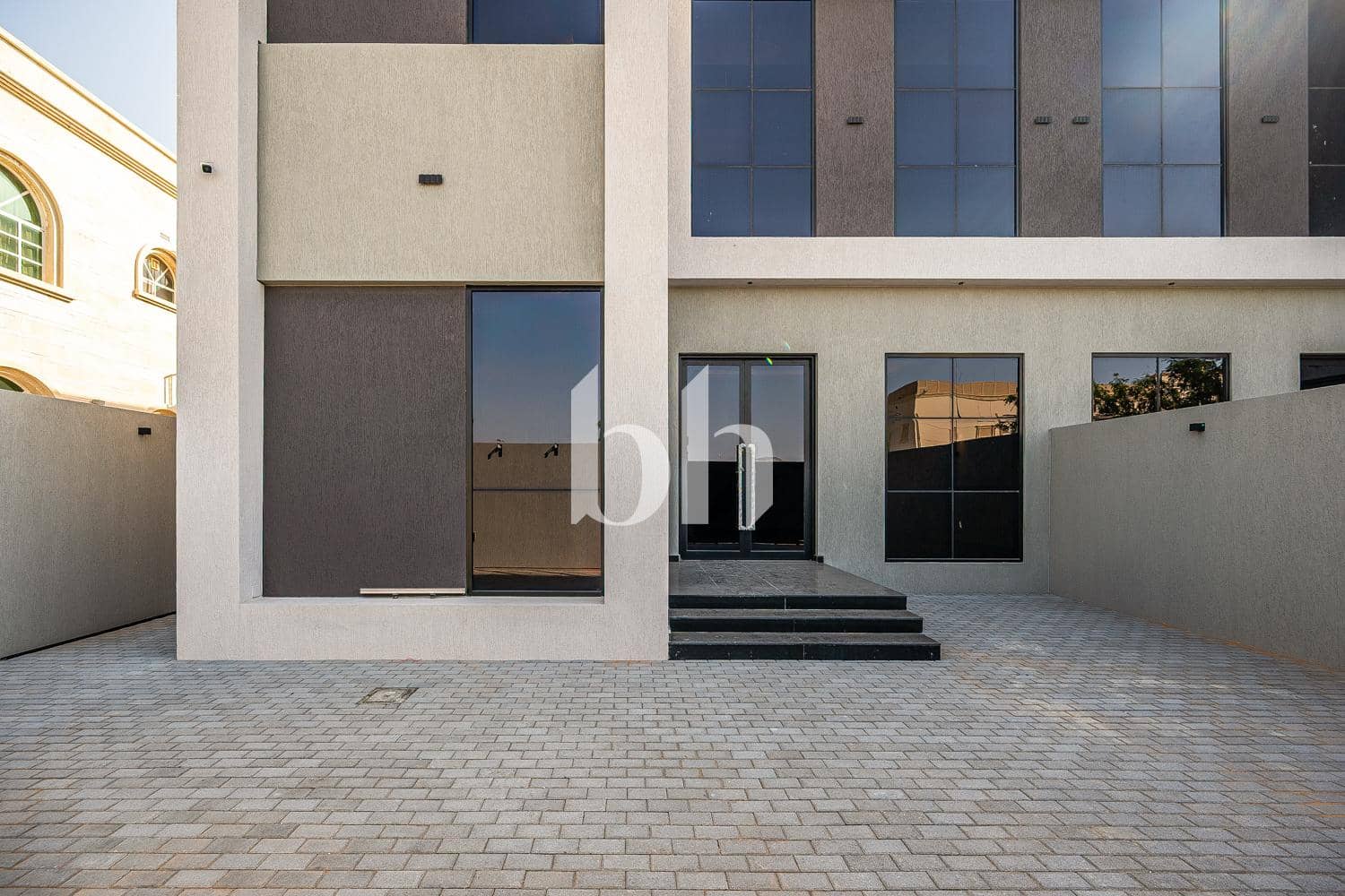 5 Bedroom Villa in Al Wasl Villas - photo 1