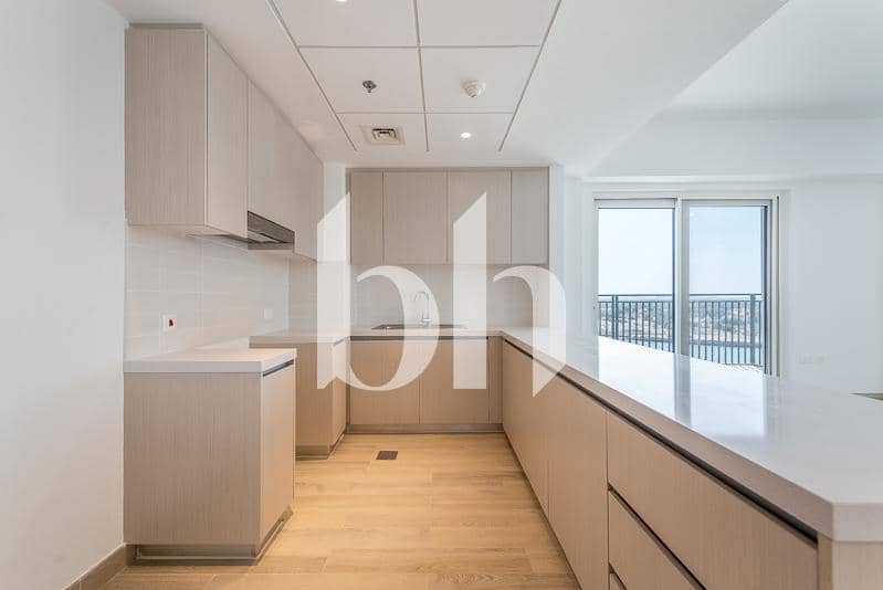 3 Bedroom Apartment in Waters Edge - photo 2