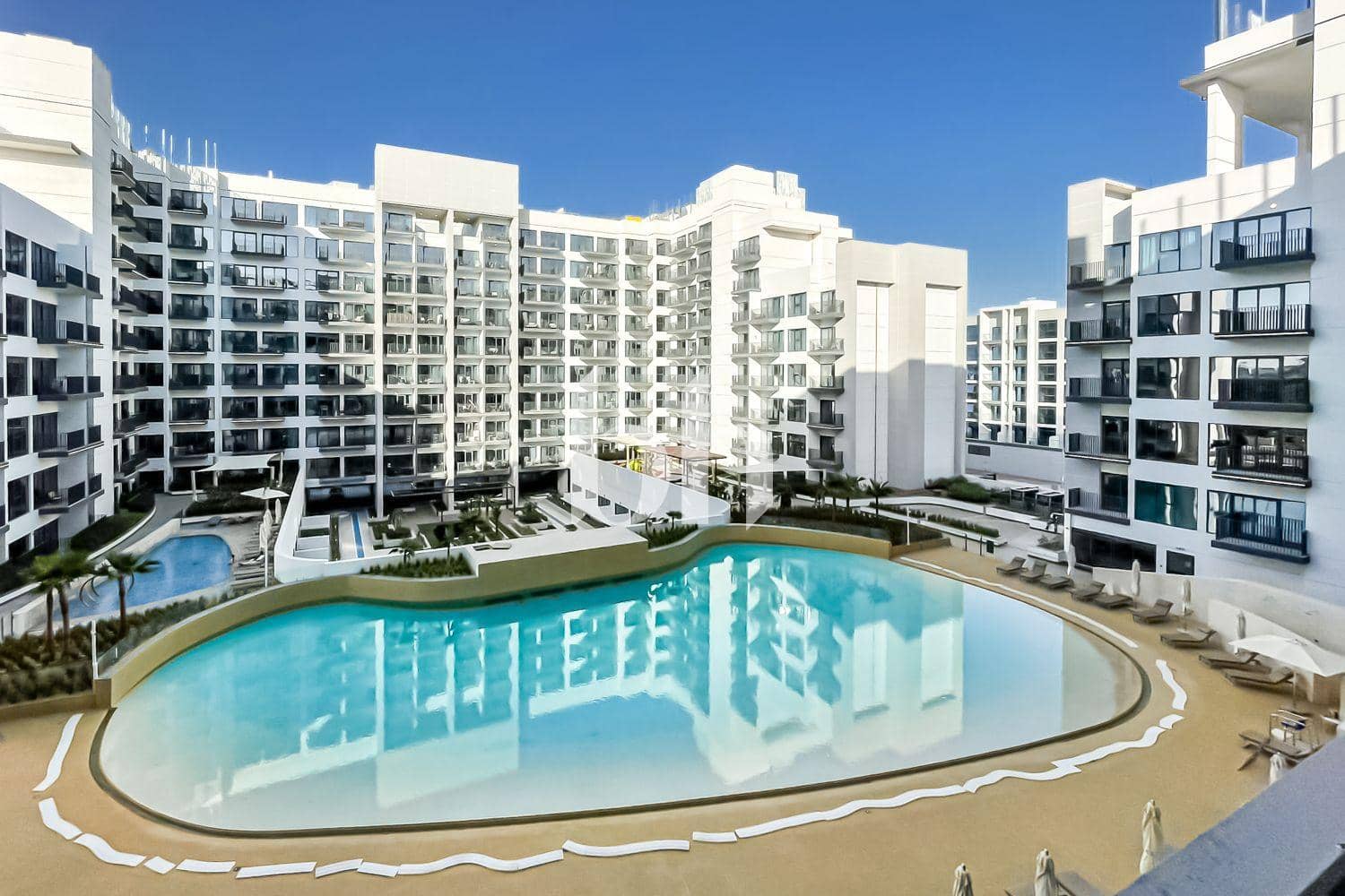 2 Bedroom Apartment in Azizi Mirage