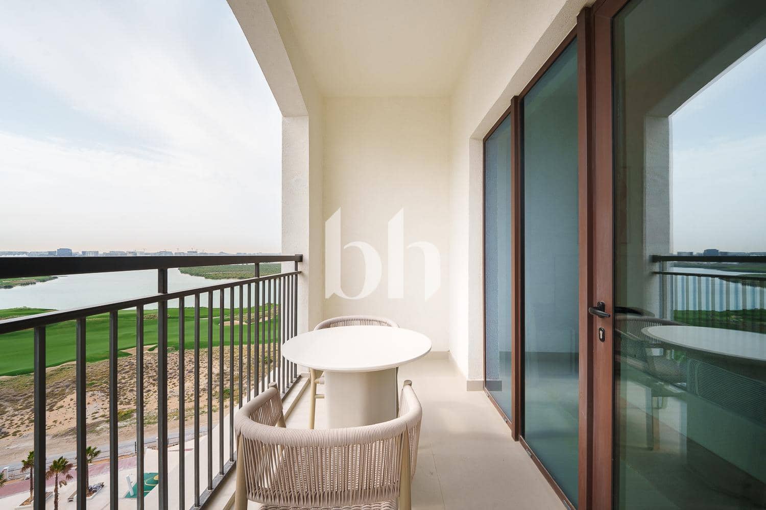 2 Bedroom Apartment in Views G