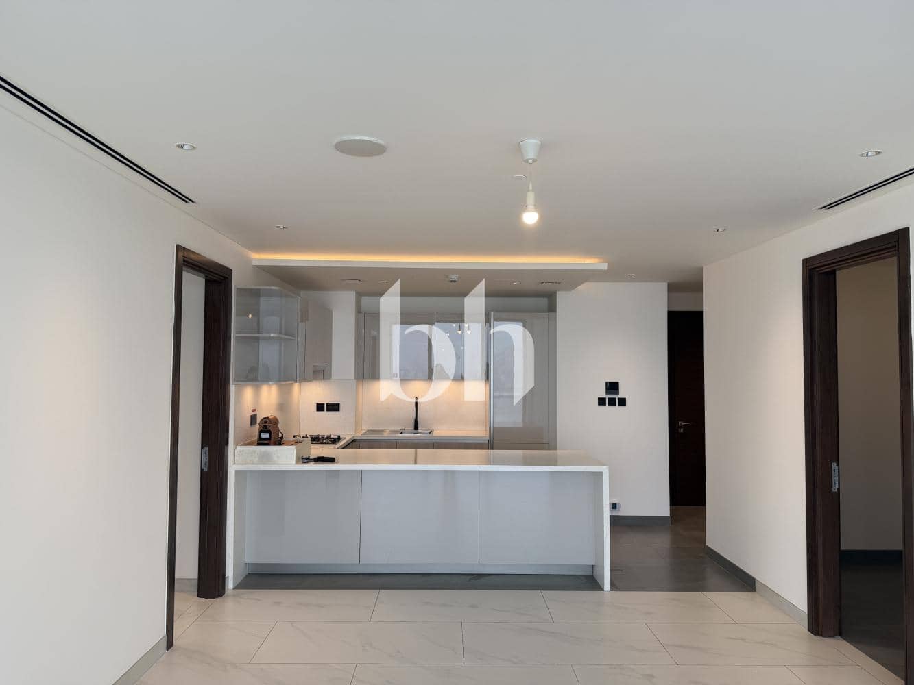 3 Bedroom Apartment in The Crest Tower A