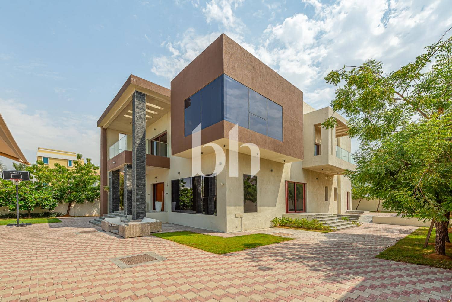 6 Bedroom Villa in Barsha South Villas