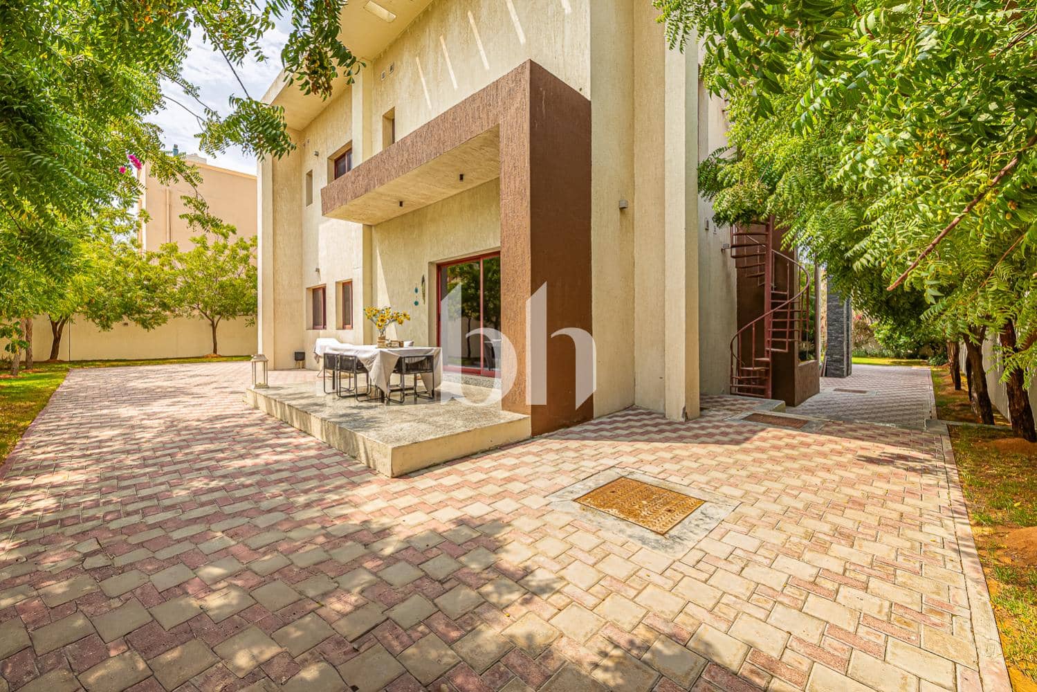 6 Bedroom Villa in Barsha South Villas - photo 2