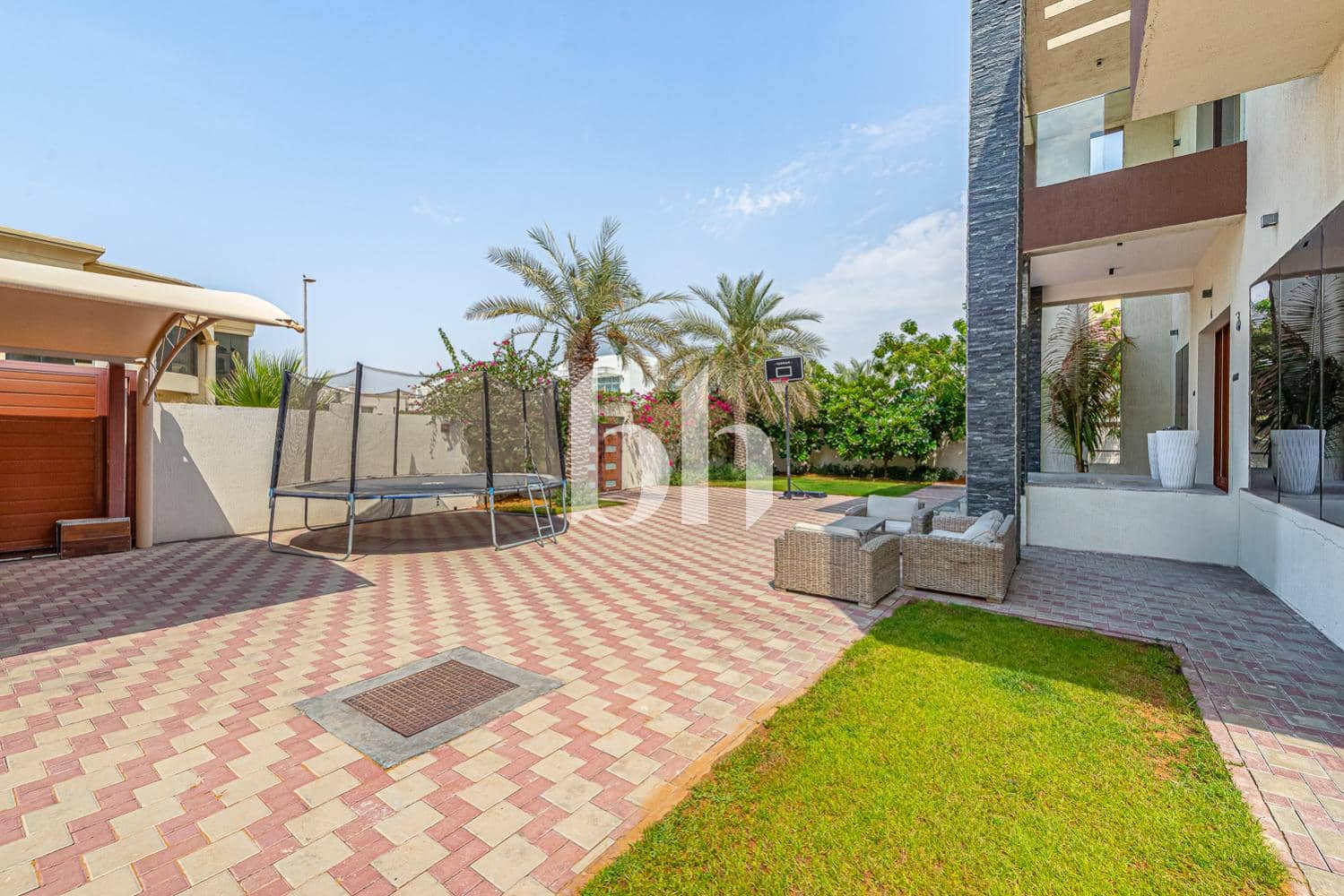 6 Bedroom Villa in Barsha South Villas - photo 1